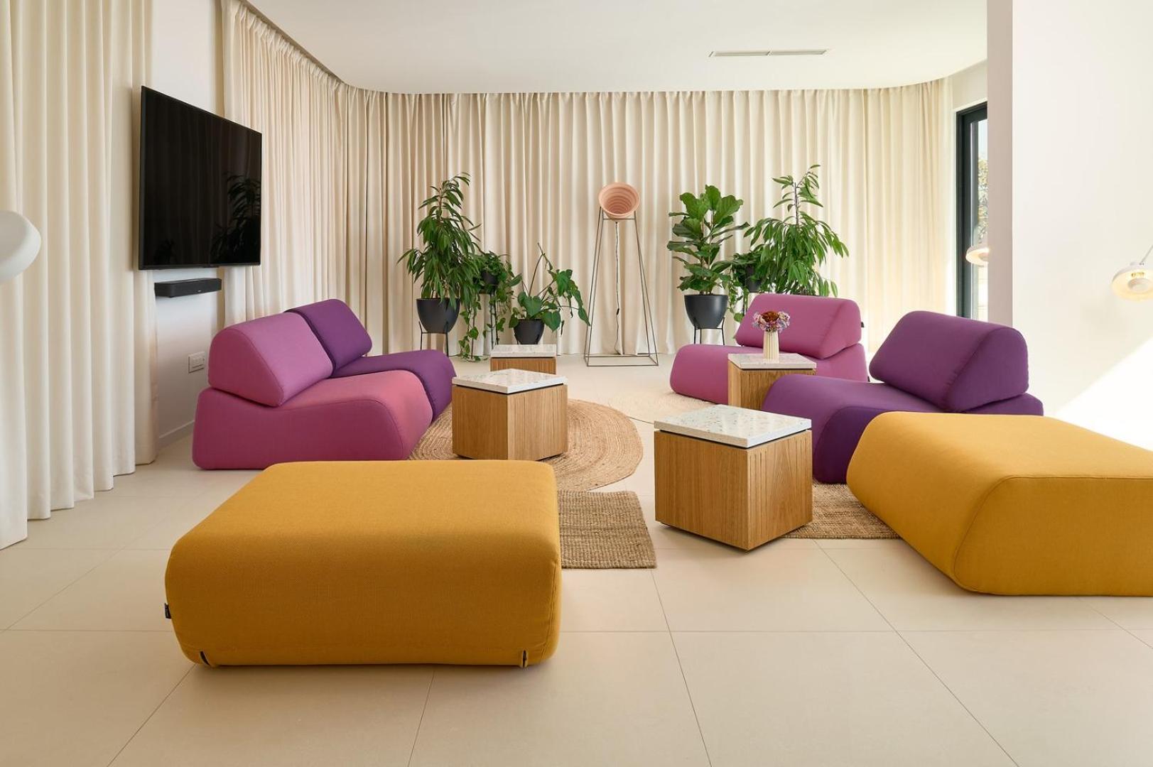 Seaview Villa Flora - Heated pool and Spa