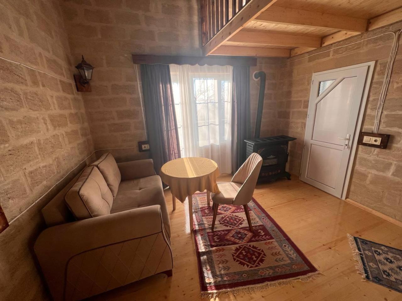 Lakeside Garden - Ismayilli Guest house