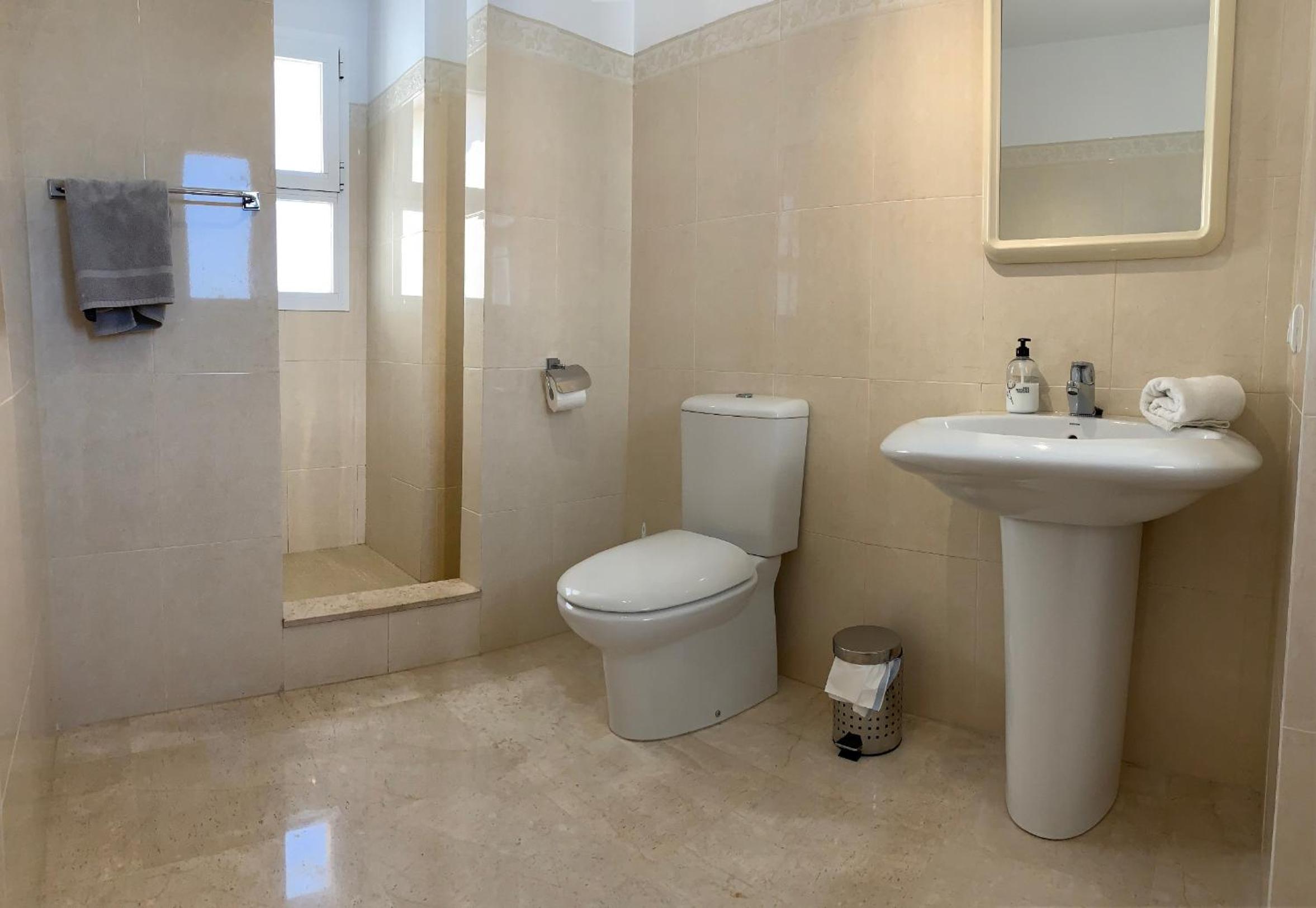 Beautiful Villa Walking distance to Beach El Faro