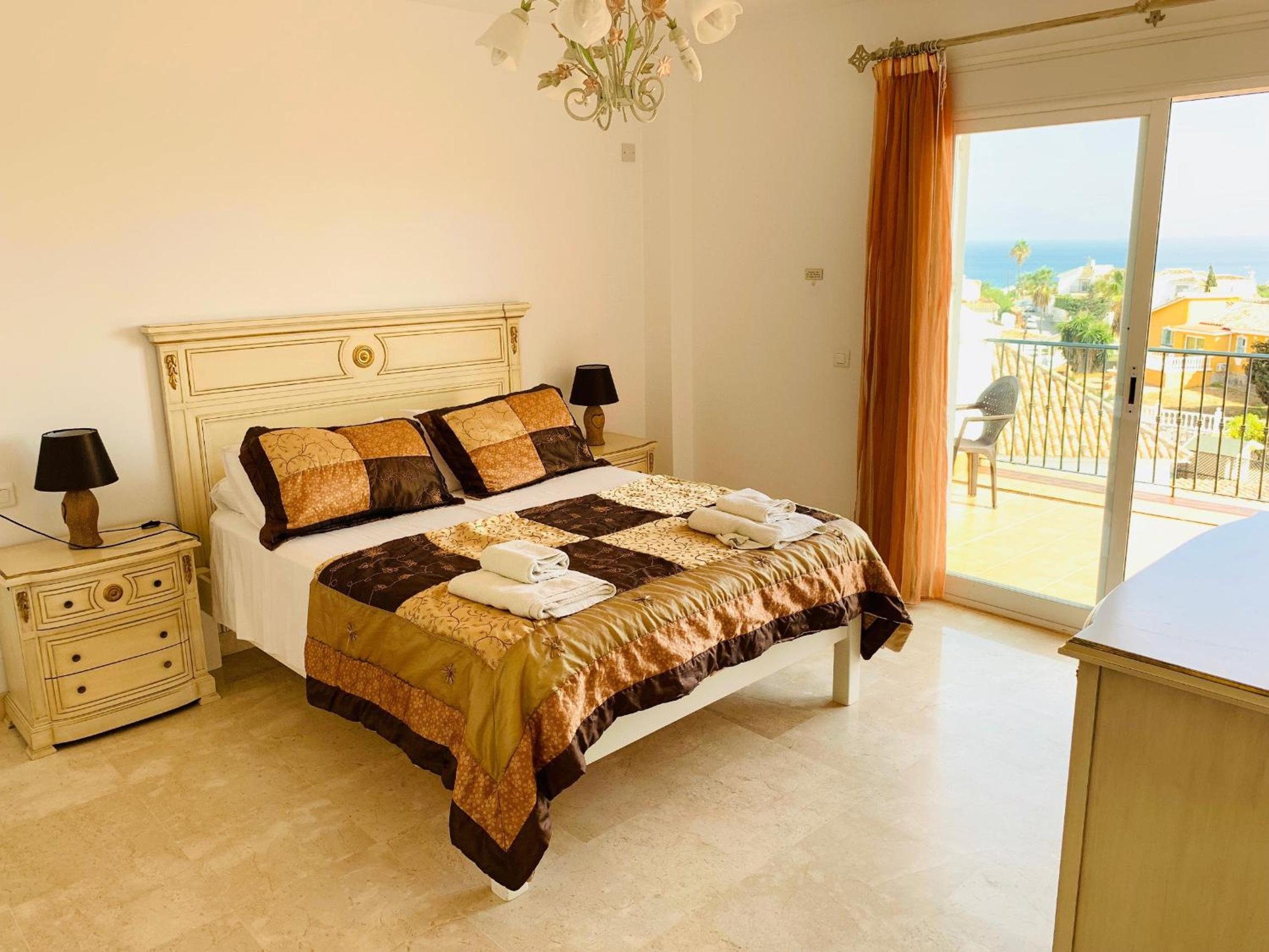 Beautiful Villa Walking distance to Beach El Faro