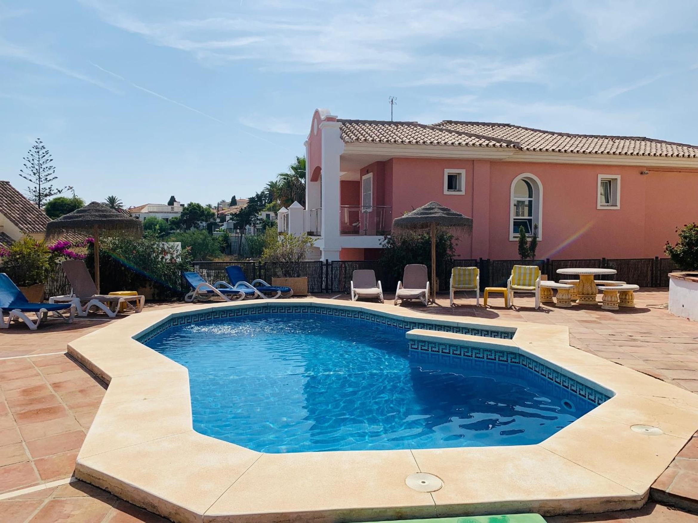 Beautiful Villa Walking distance to Beach El Faro