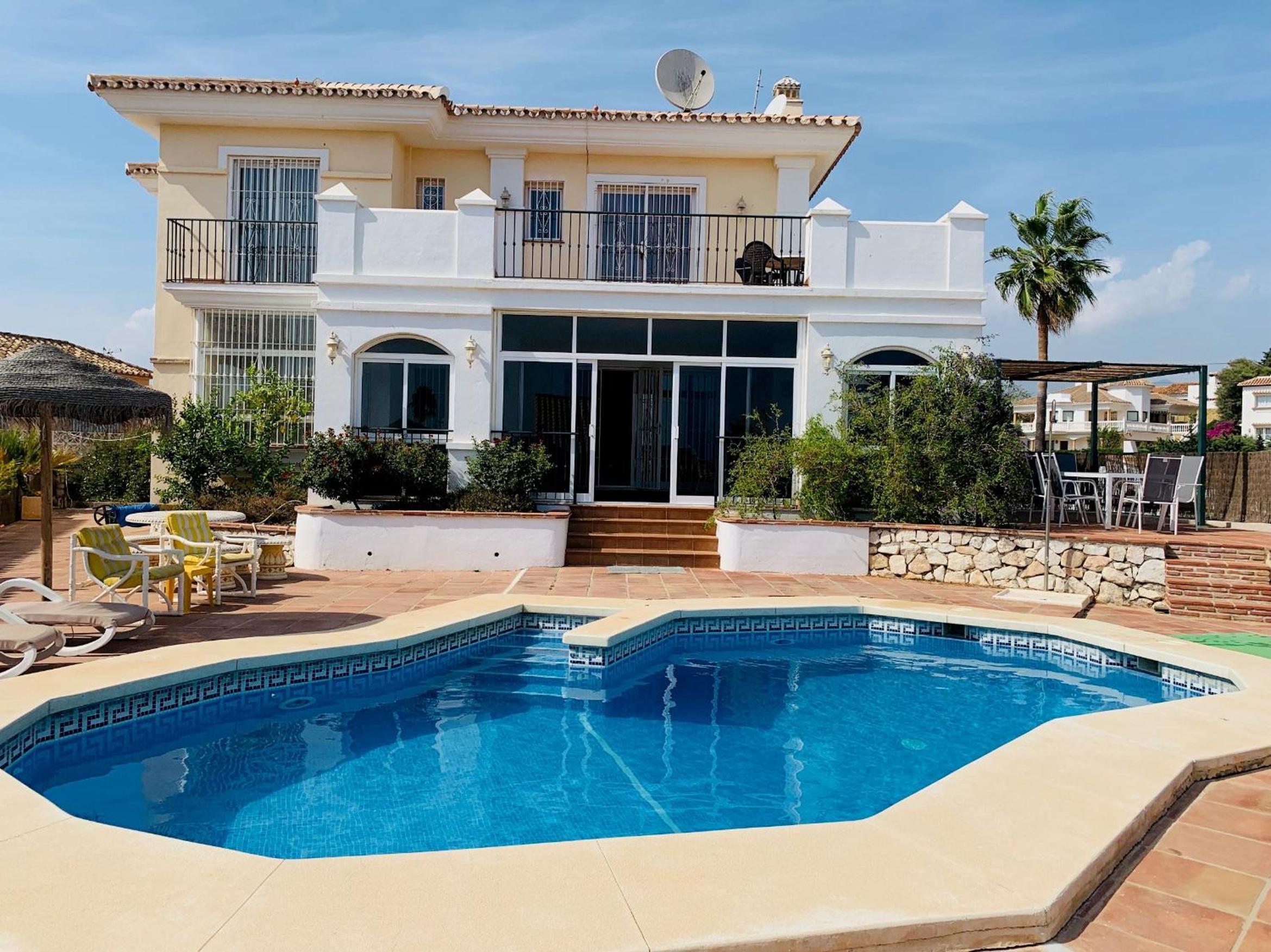Beautiful Villa Walking distance to Beach El Faro