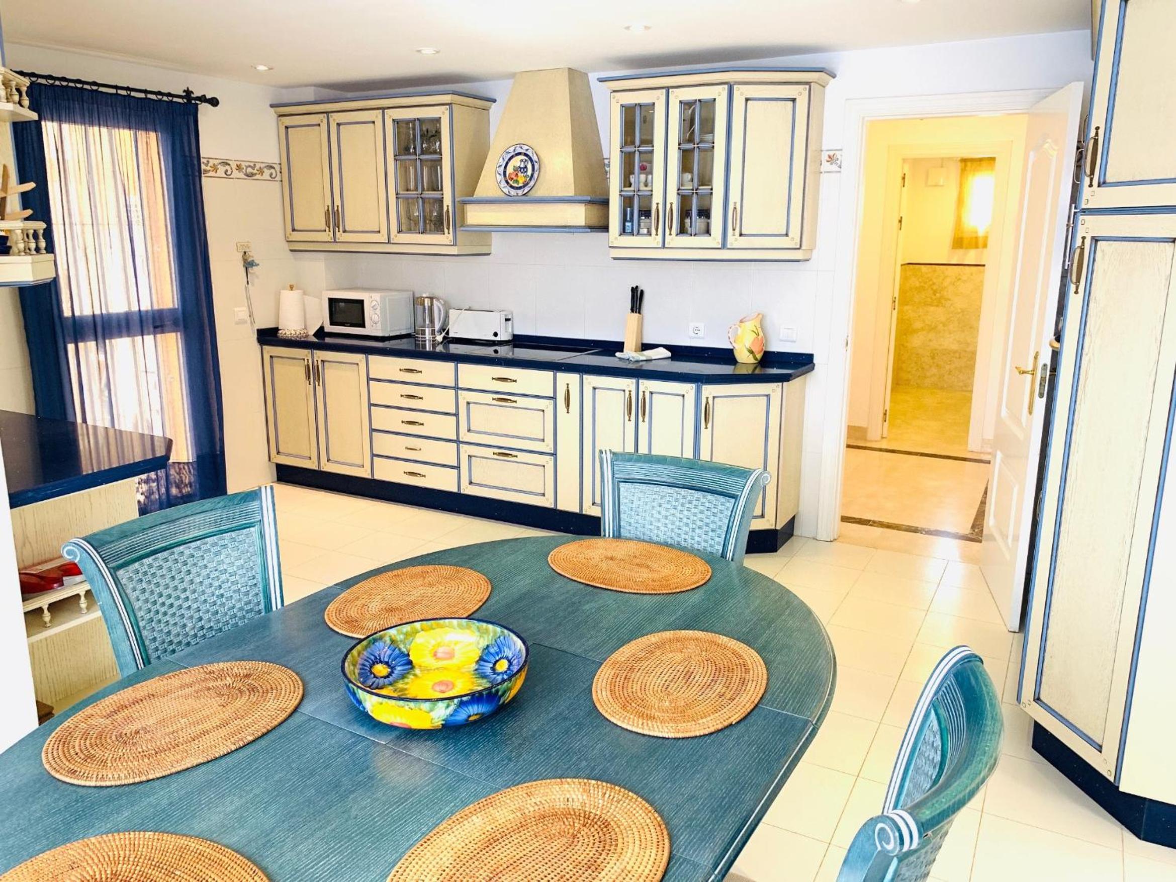 Beautiful Villa Walking distance to Beach El Faro
