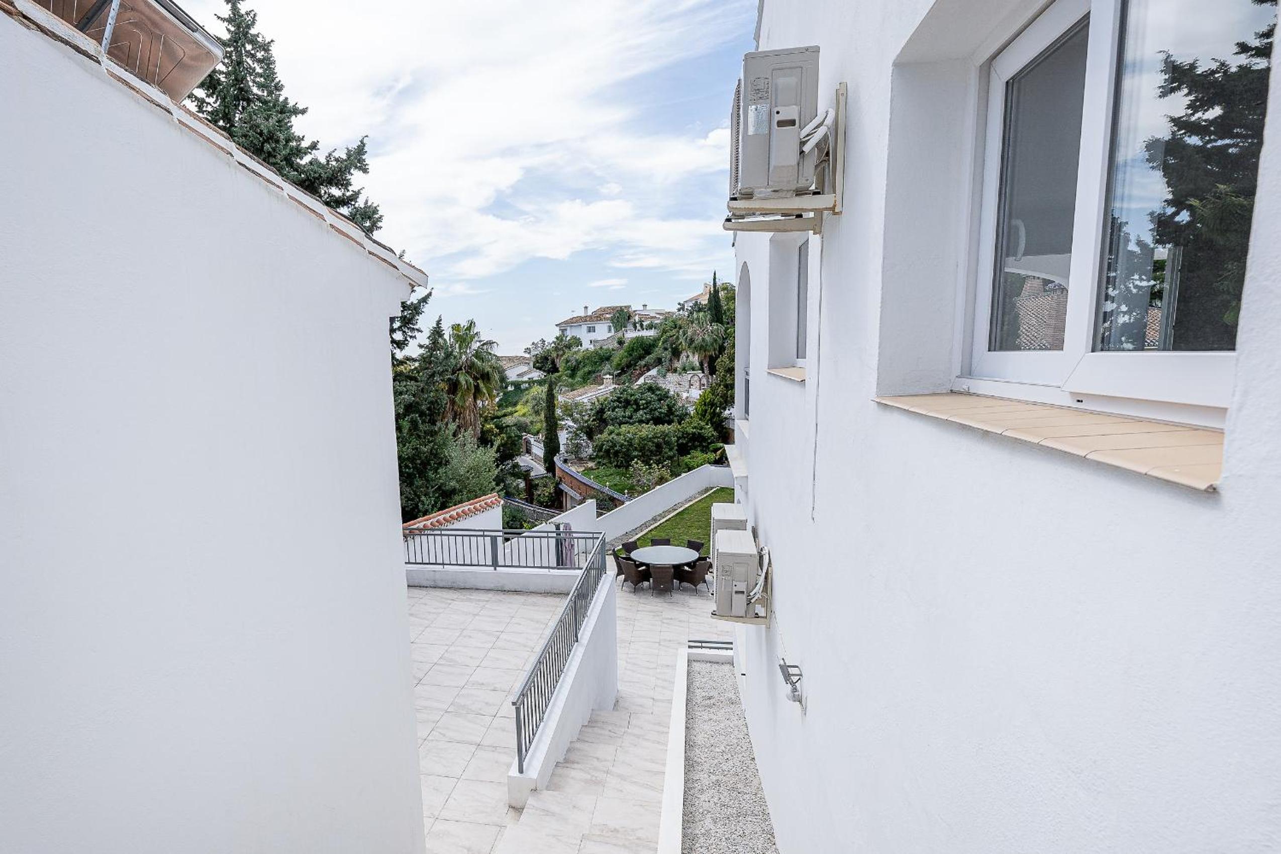 Luxury villa with Private Pool Benalmadena