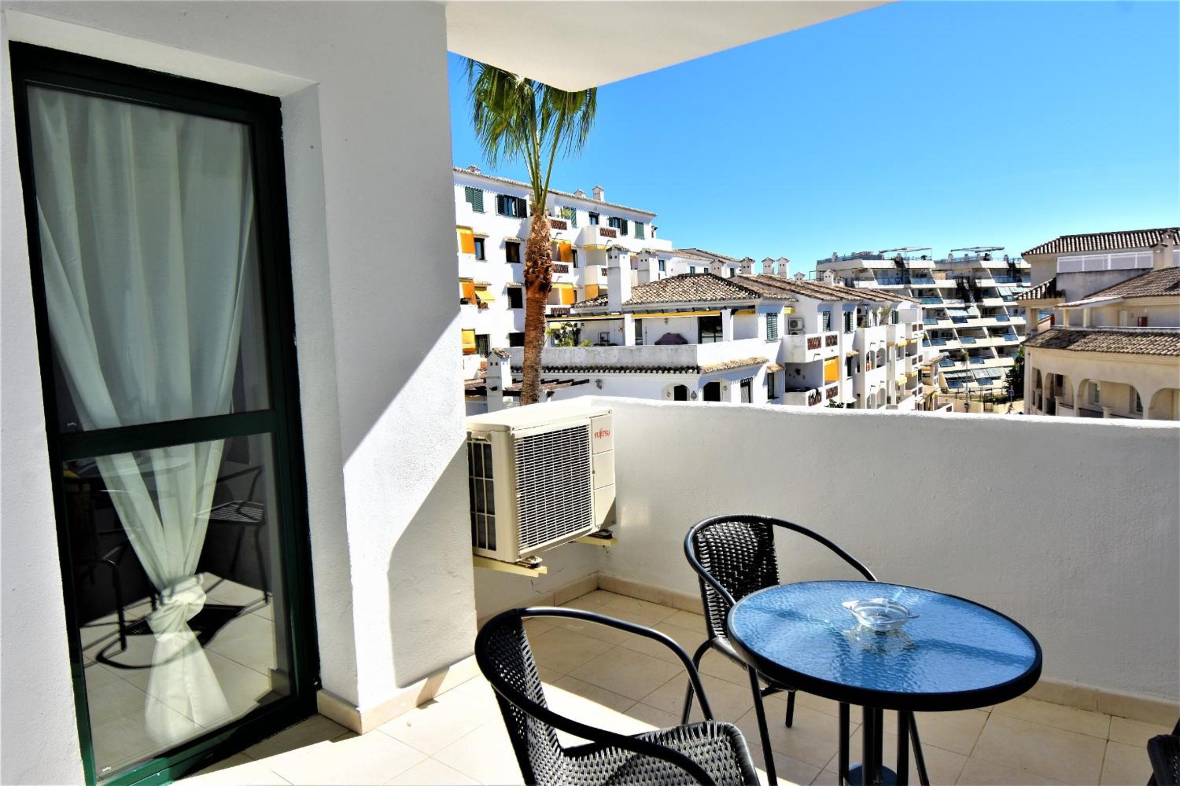 Pueblo Torrequebrada, Benalmadena 2 Bed Apt view 2