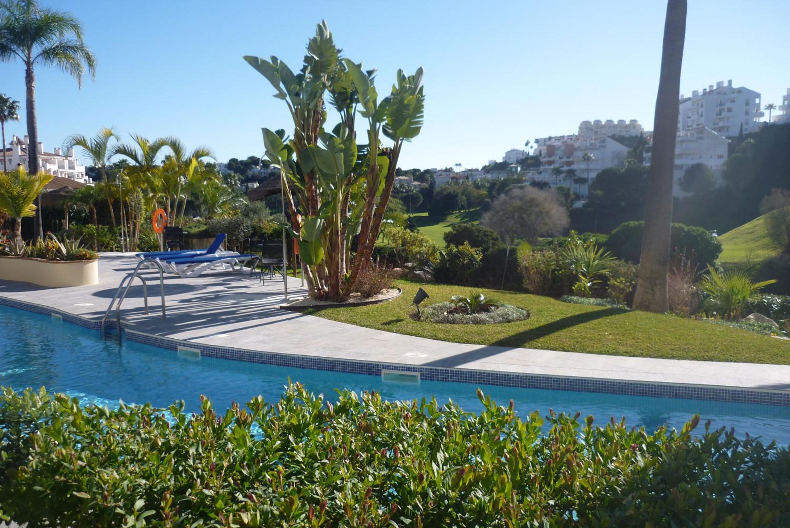 Stunning Golf View Apt, Miraflores Golf