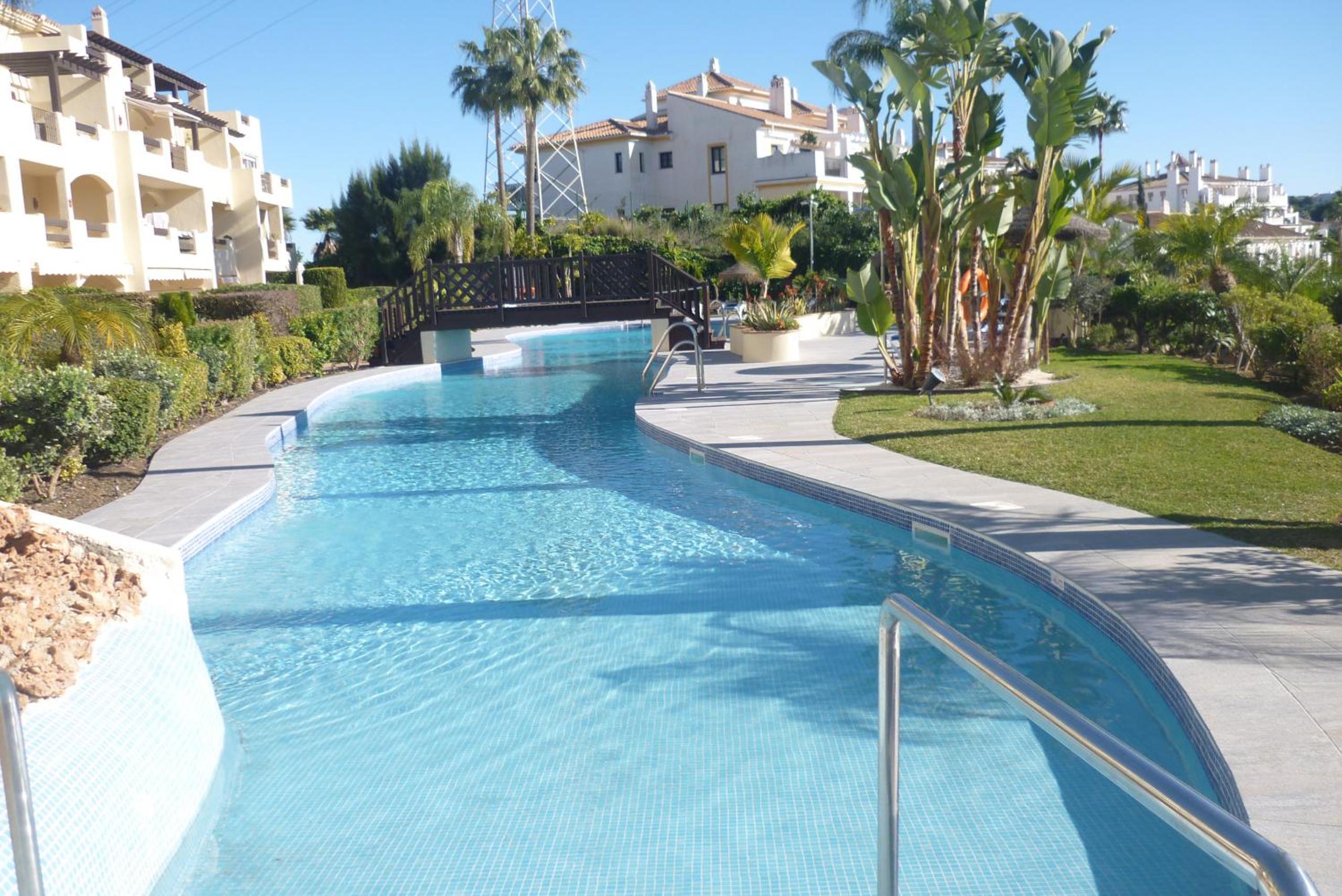 Stunning Golf View Apt, Miraflores Golf
