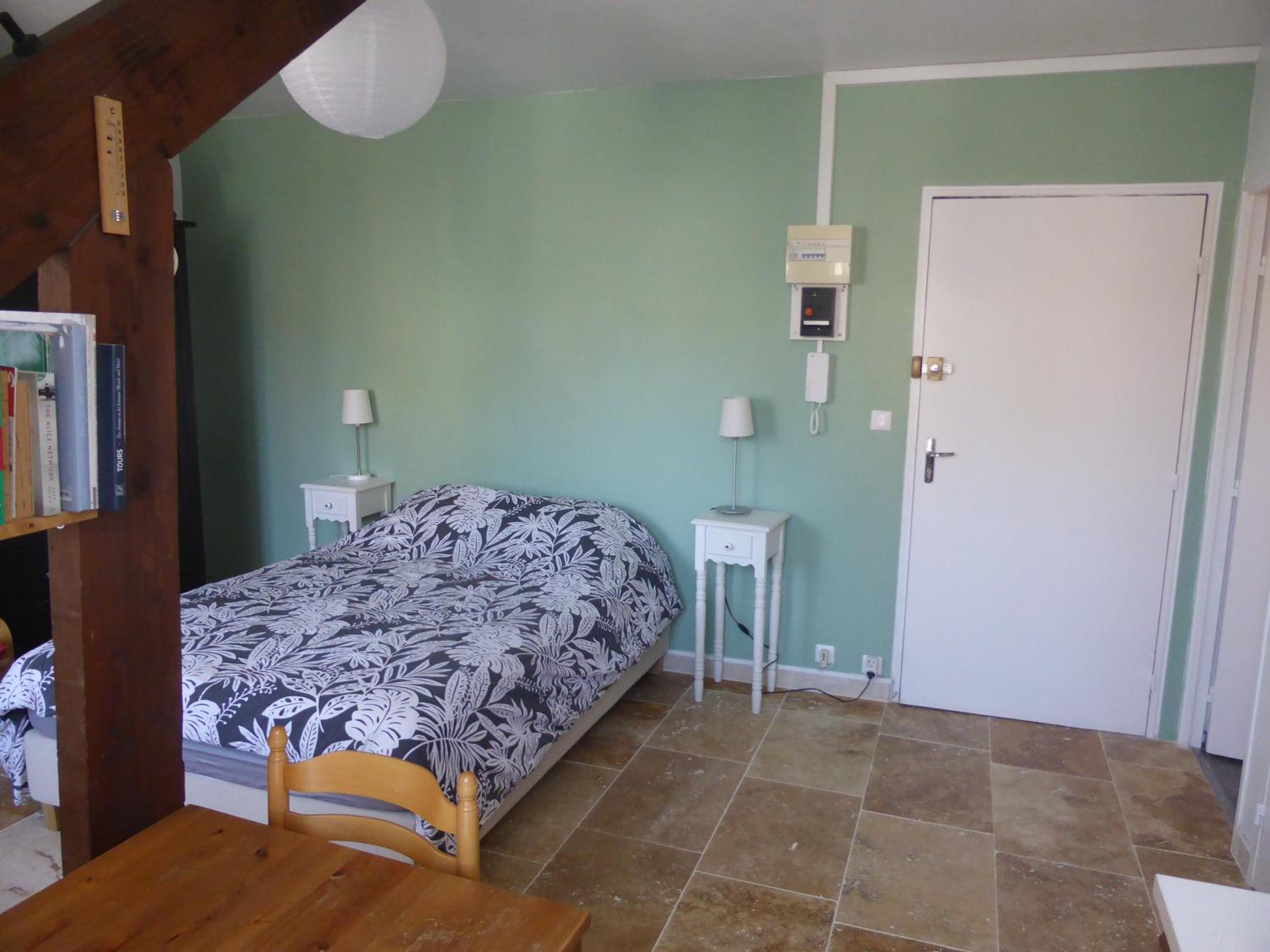 Studio calme au coeur de Tours view 3