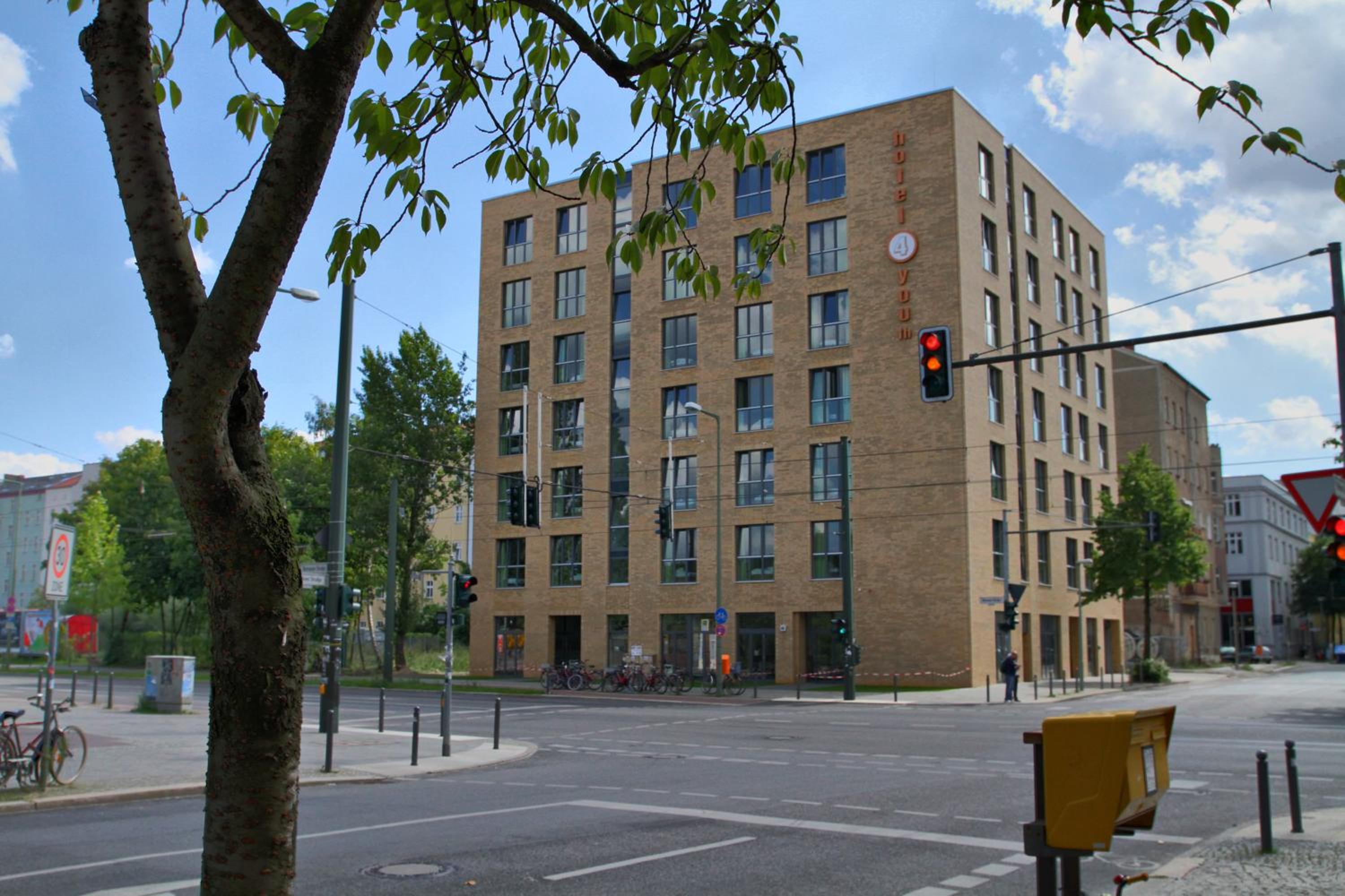H+ Hotel 4Youth — Berlin