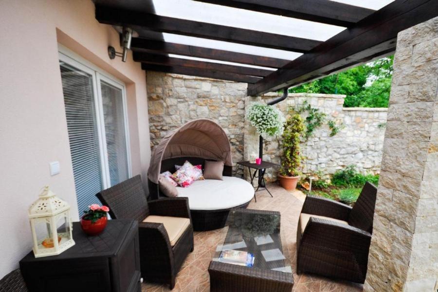 Holiday Home T view 3