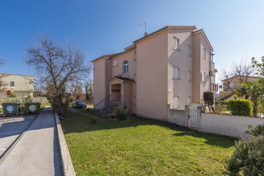 Apartment Carigo view 5