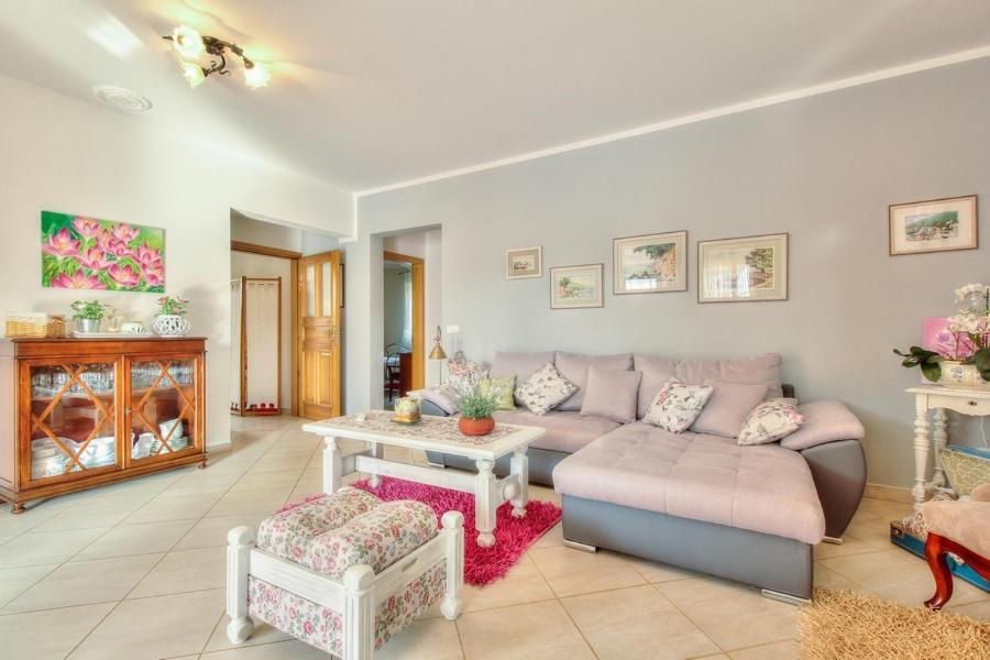 Villa Moira view 5