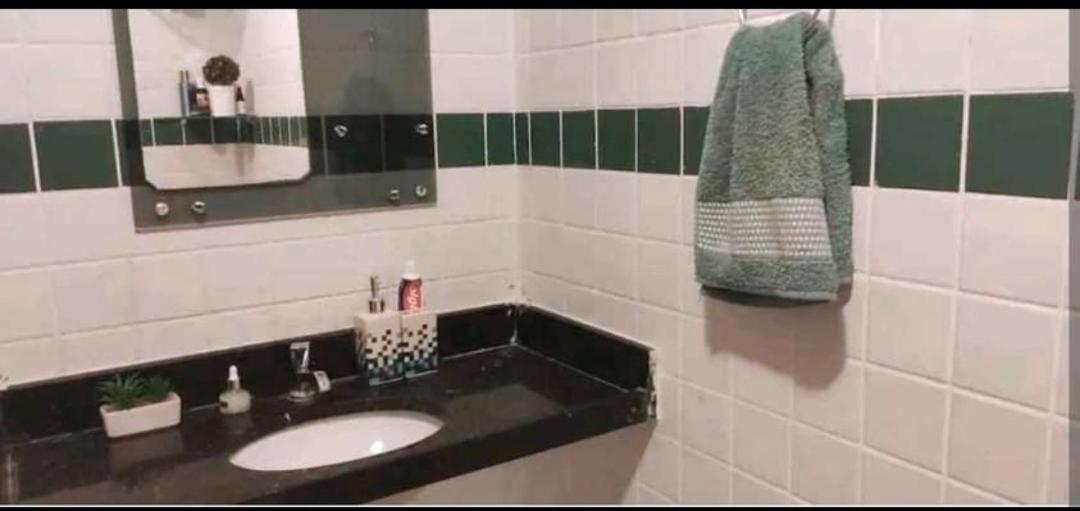 Apartamento 202- piscina,ar, proximo ás praias do Litoral Sul Paraíbano com garagem