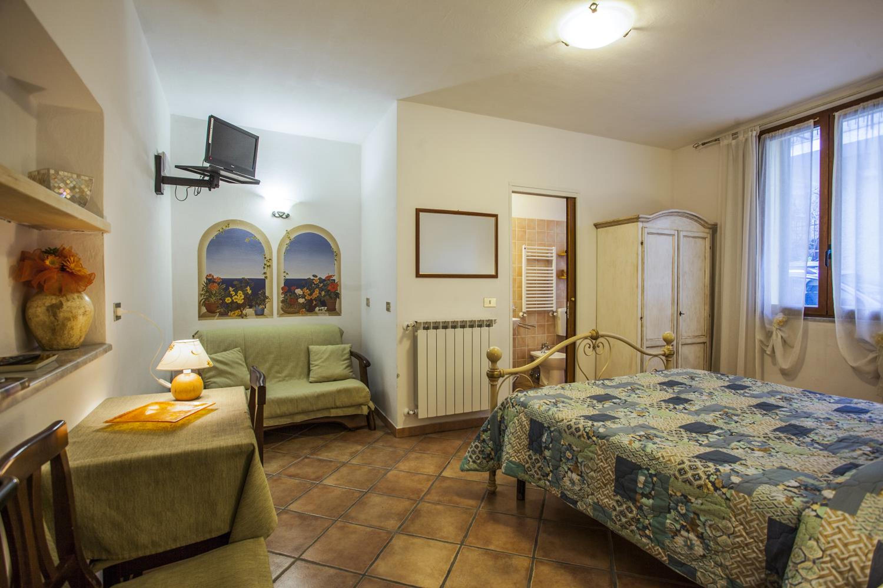 Photo 21