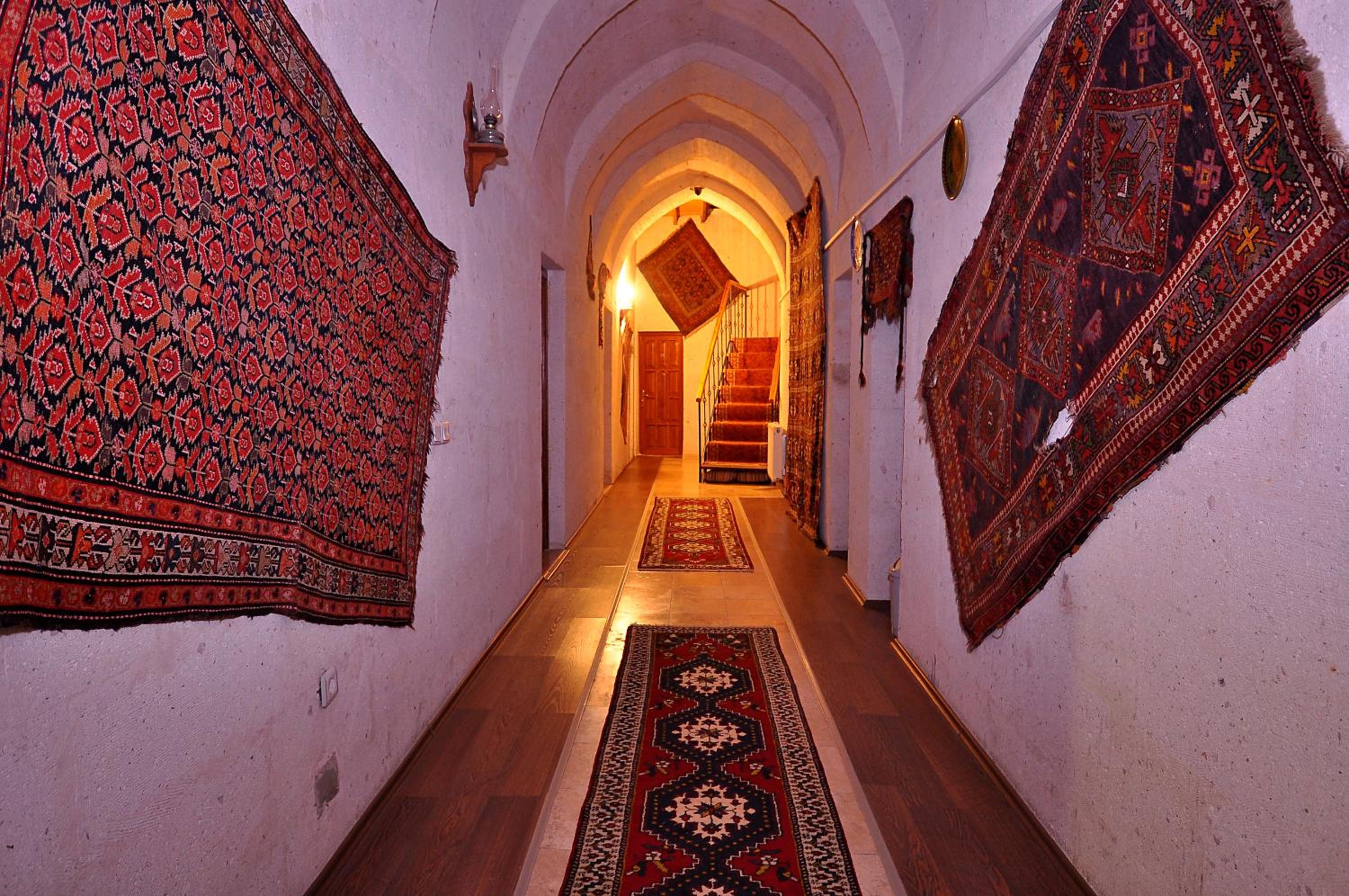 Arch Palace - Image 16