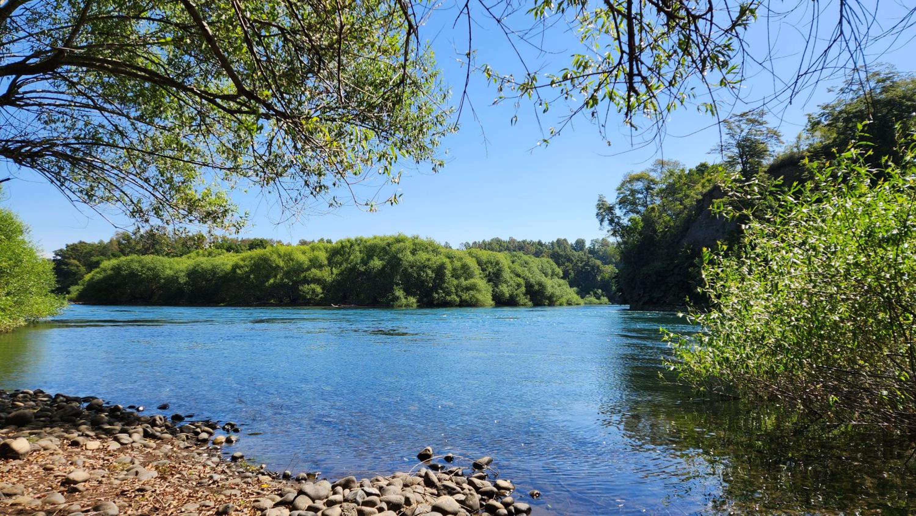 Casa con acceso privado al río