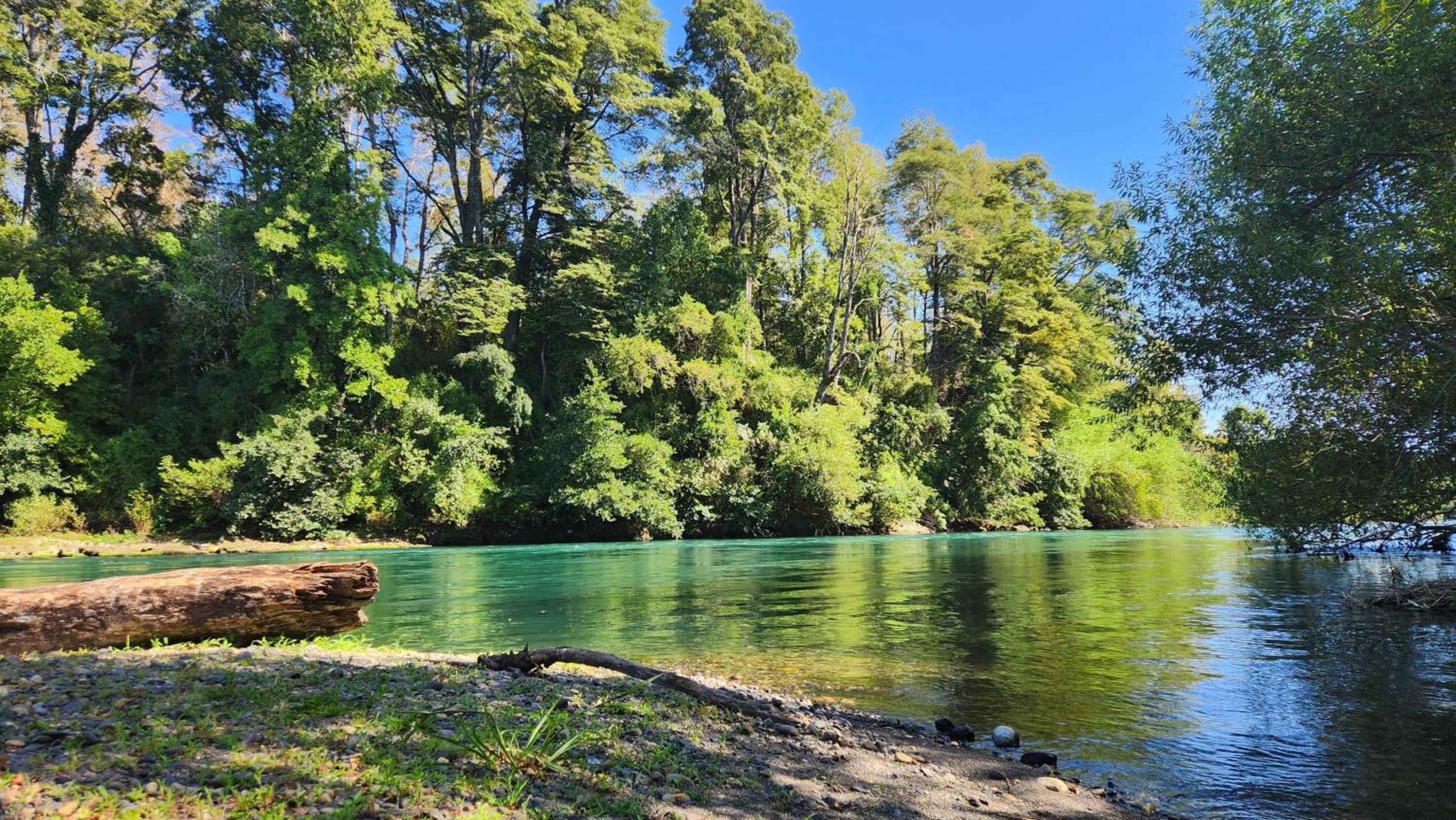Casa con acceso privado al río