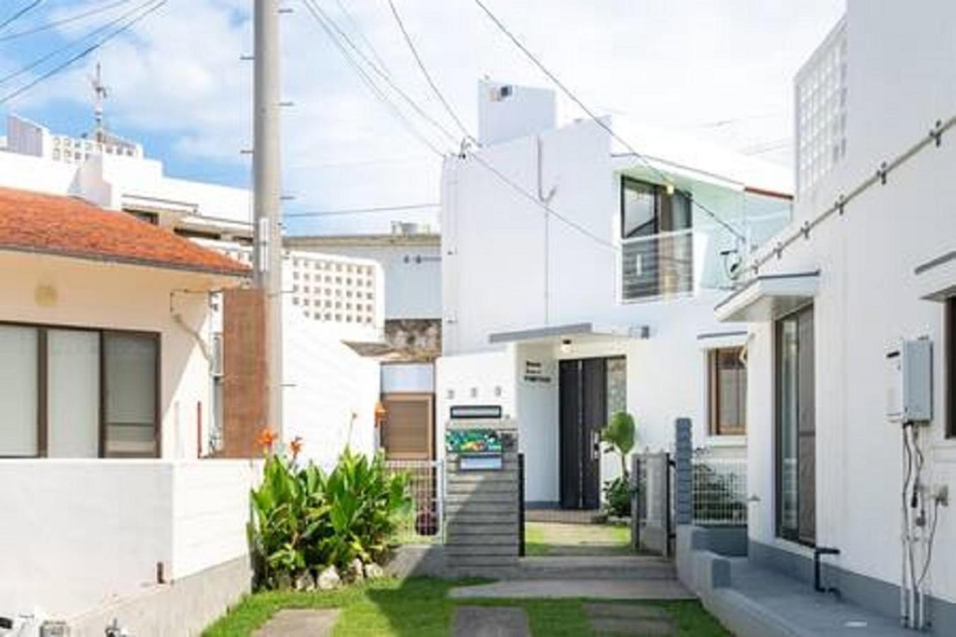 Hotel Beach House Yomitan