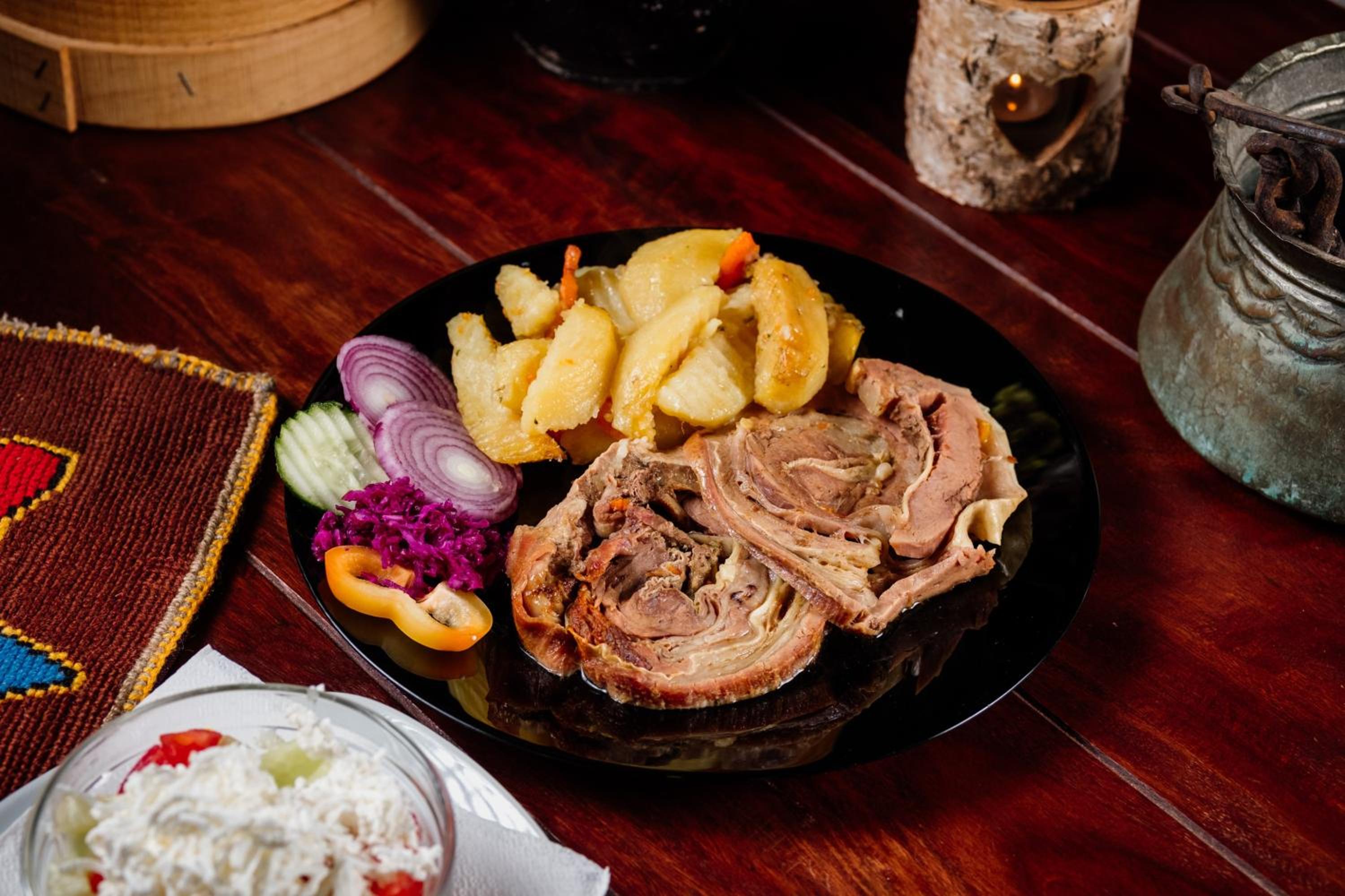 Kraljevsko selo Kotromanićevo