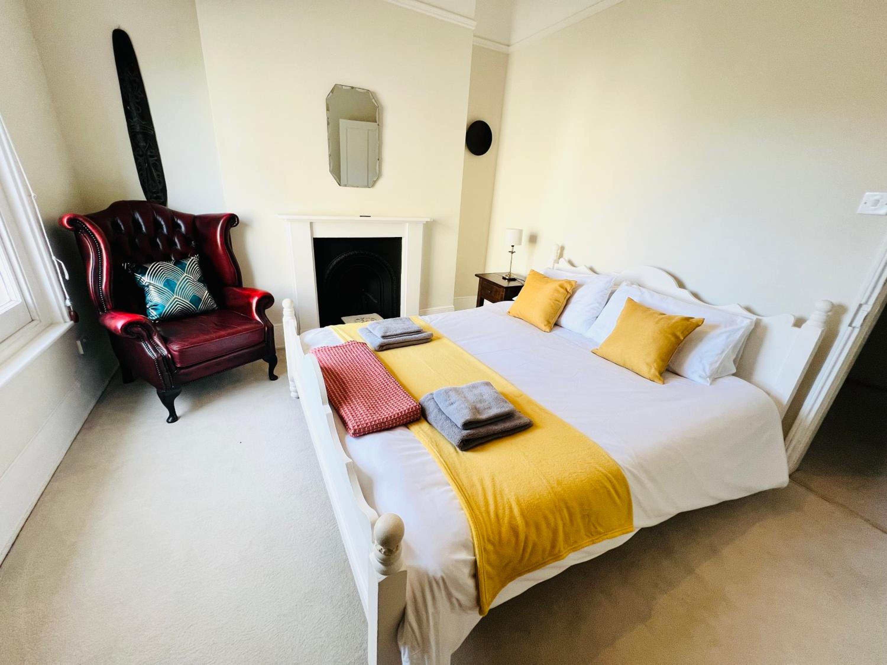 3 Bedroom House, ST9, Ryde, Isle of Wight view 3