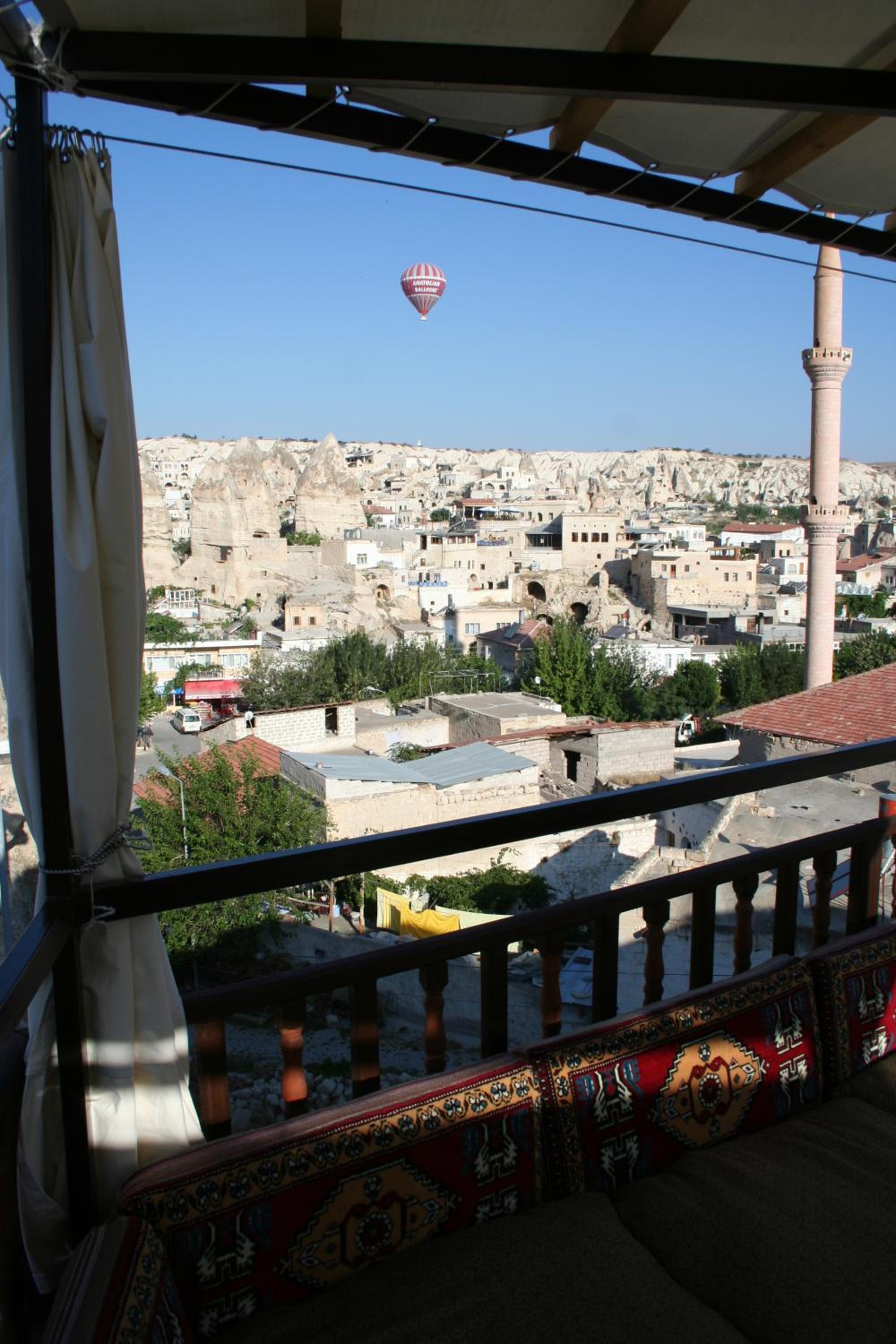 Arch Palace - Image 12