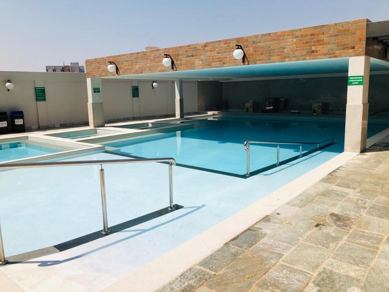 Piazza diRoma com Parque Aquático Incluso - VáciaTemporada