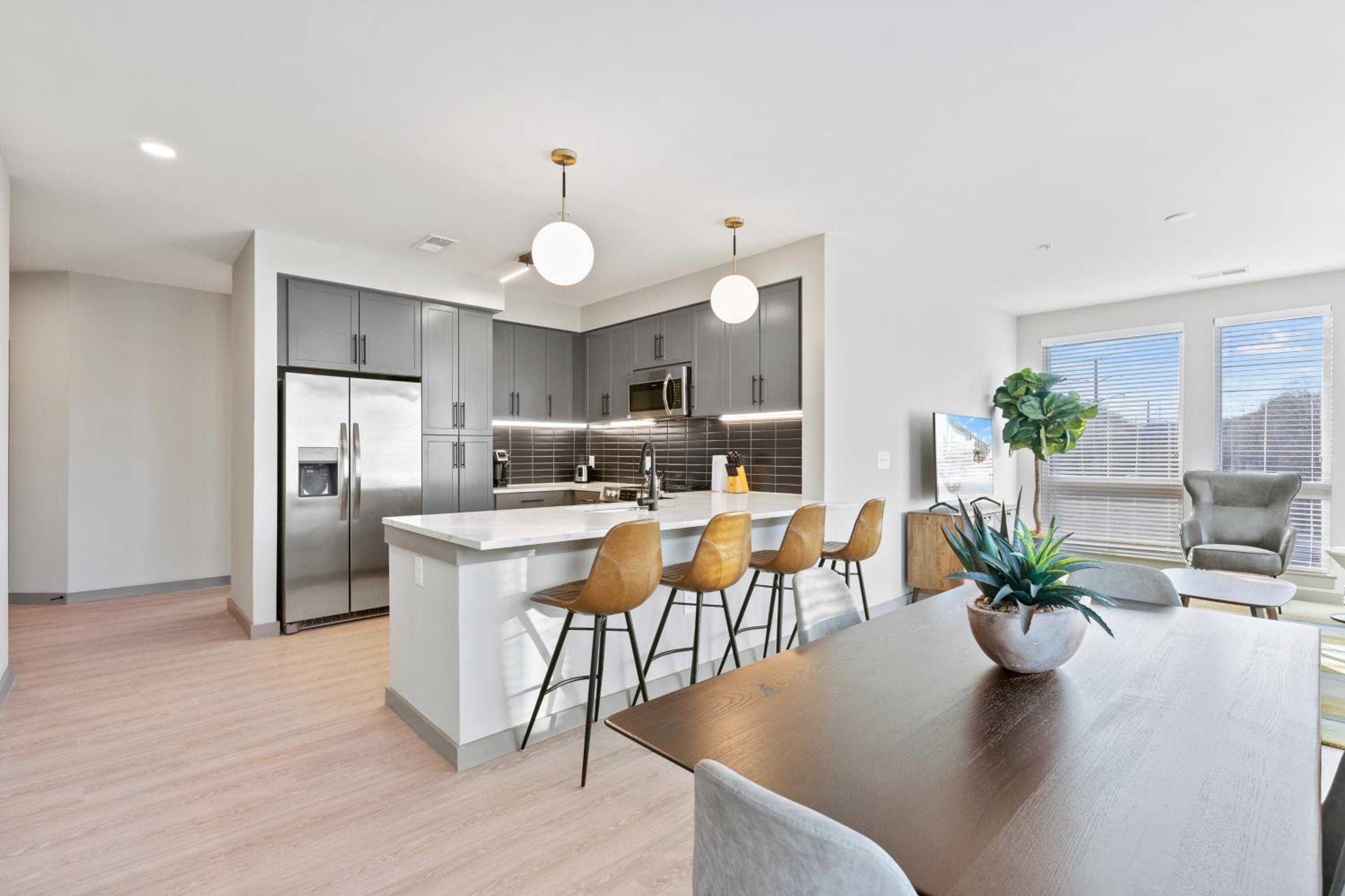 Columbia Vacations - WhyHotel by Placemakr, Columbia - Property Image 1