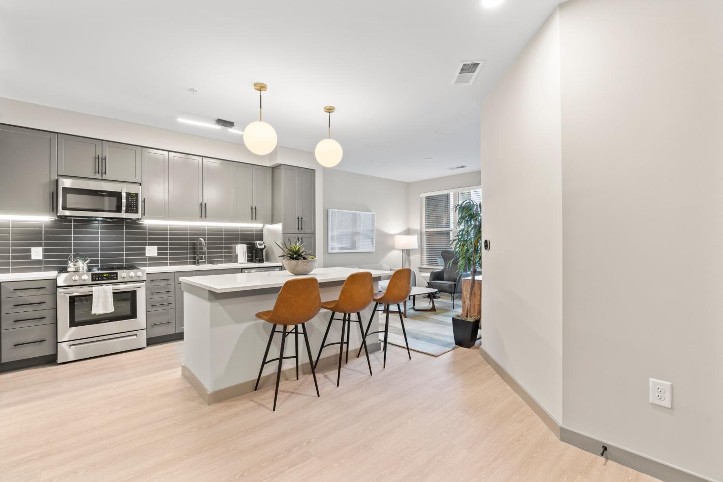 Columbia Vacations - WhyHotel by Placemakr, Columbia - Property Image 81