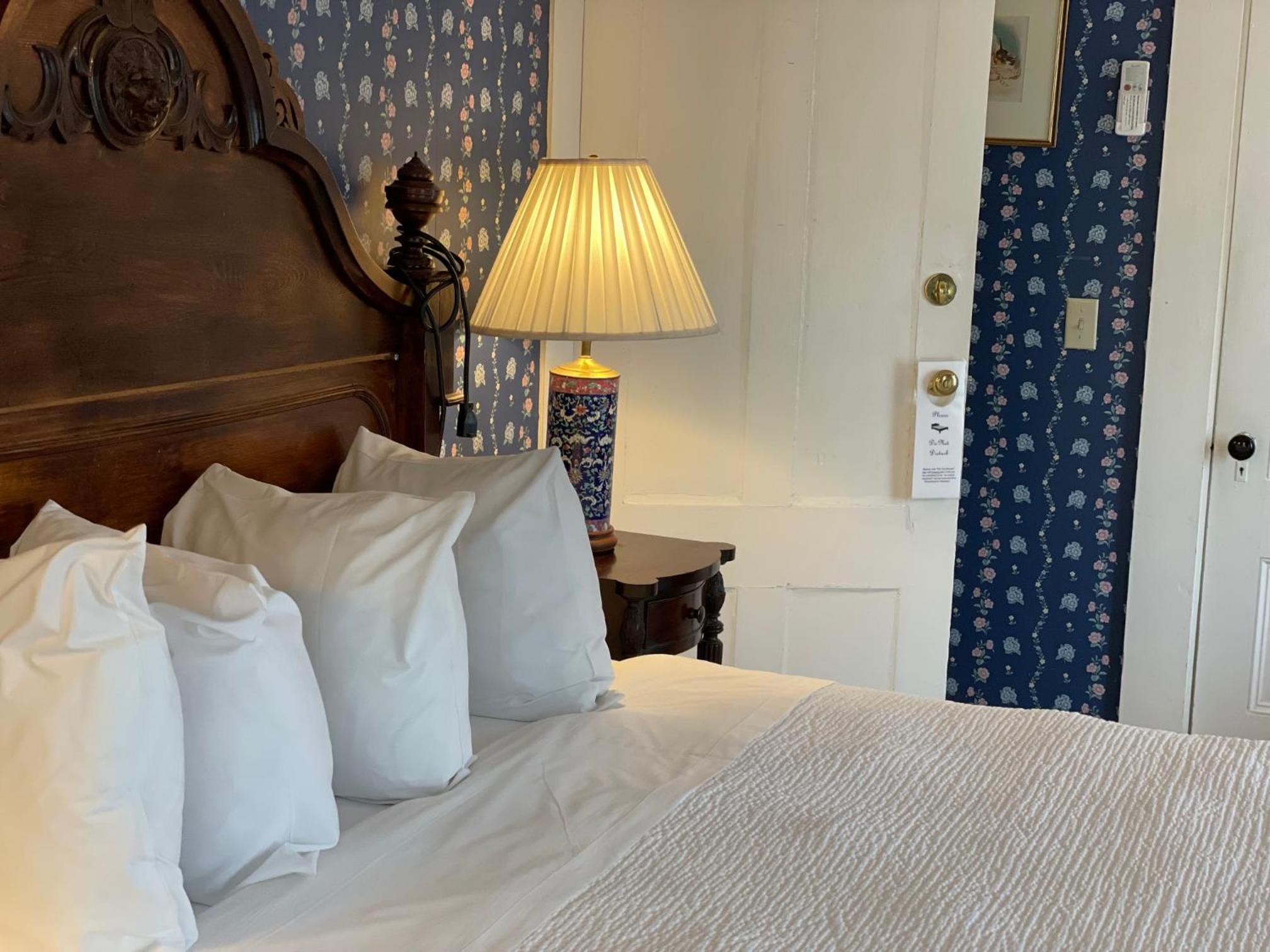 Central House Inn
