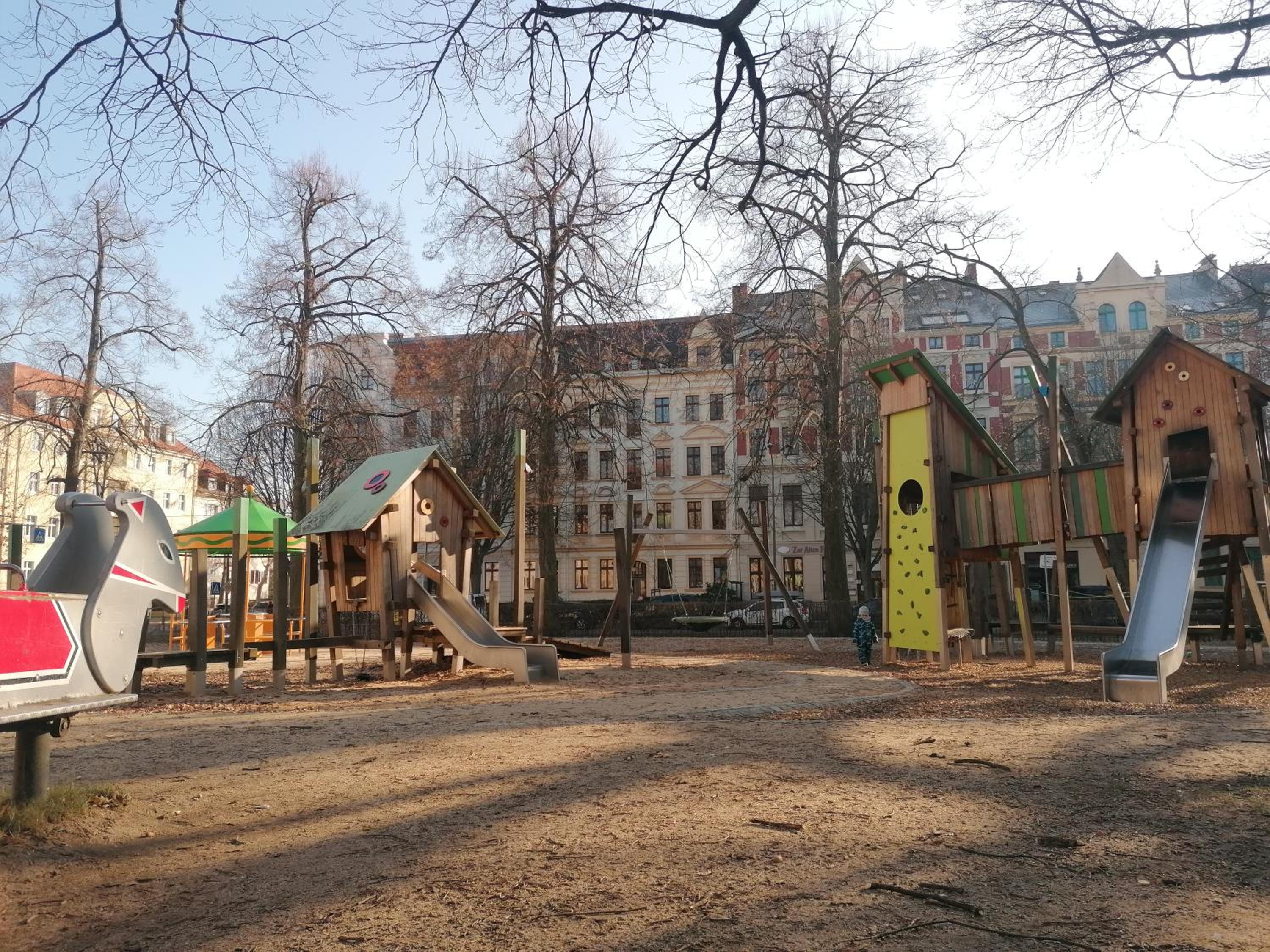 MODERNE Ferienwohnung mit sonnigem Gartenblick,1 Stock
