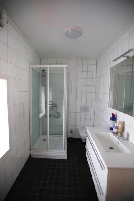 Sentral leilighet med 3 soverom 2etg view 3