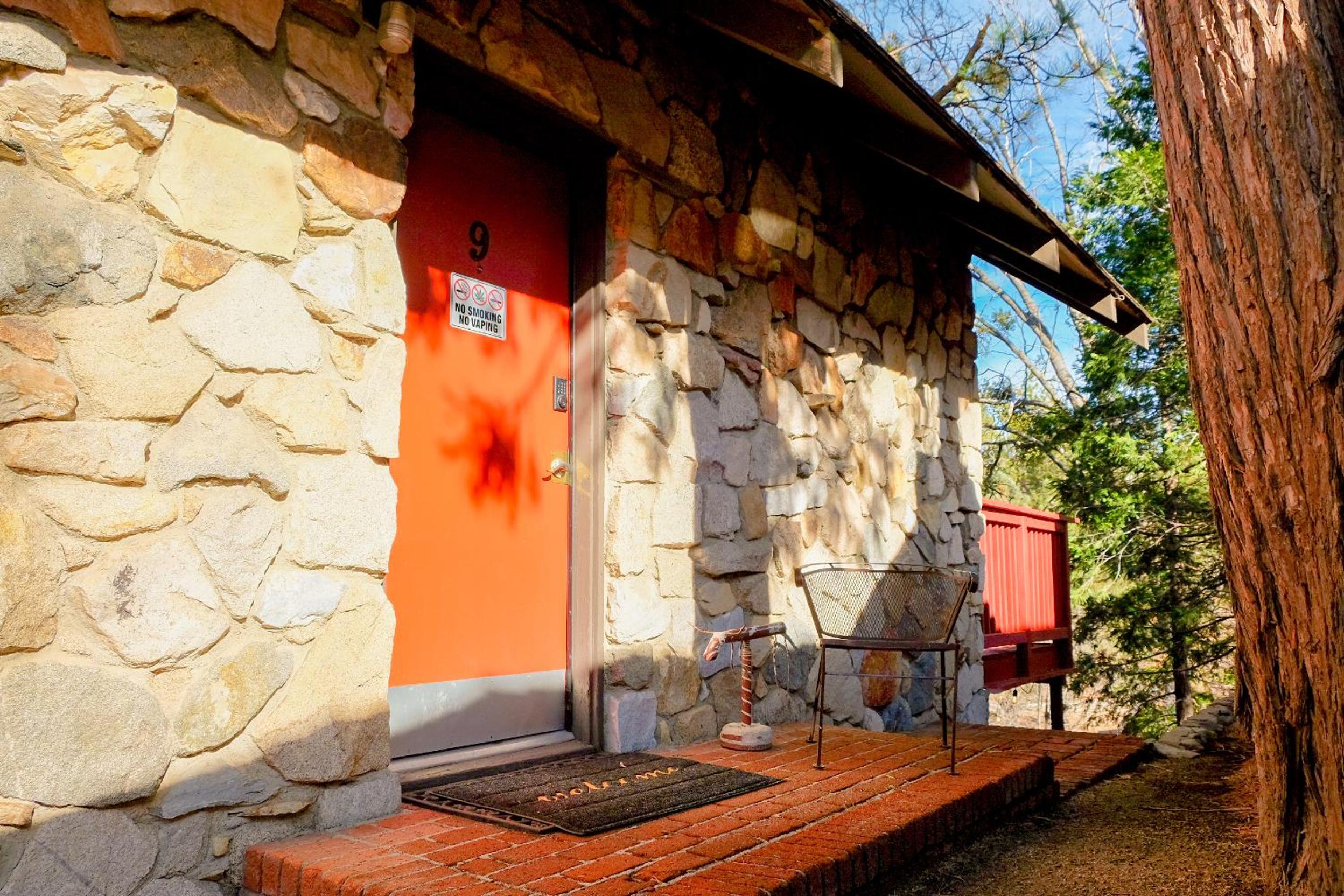 Sherwood Arms Motel - Property Image 157