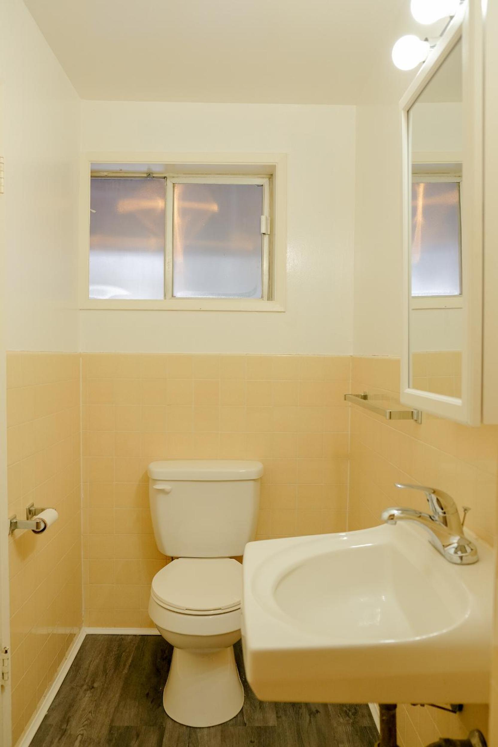 Sherwood Arms Motel - Property Image 167