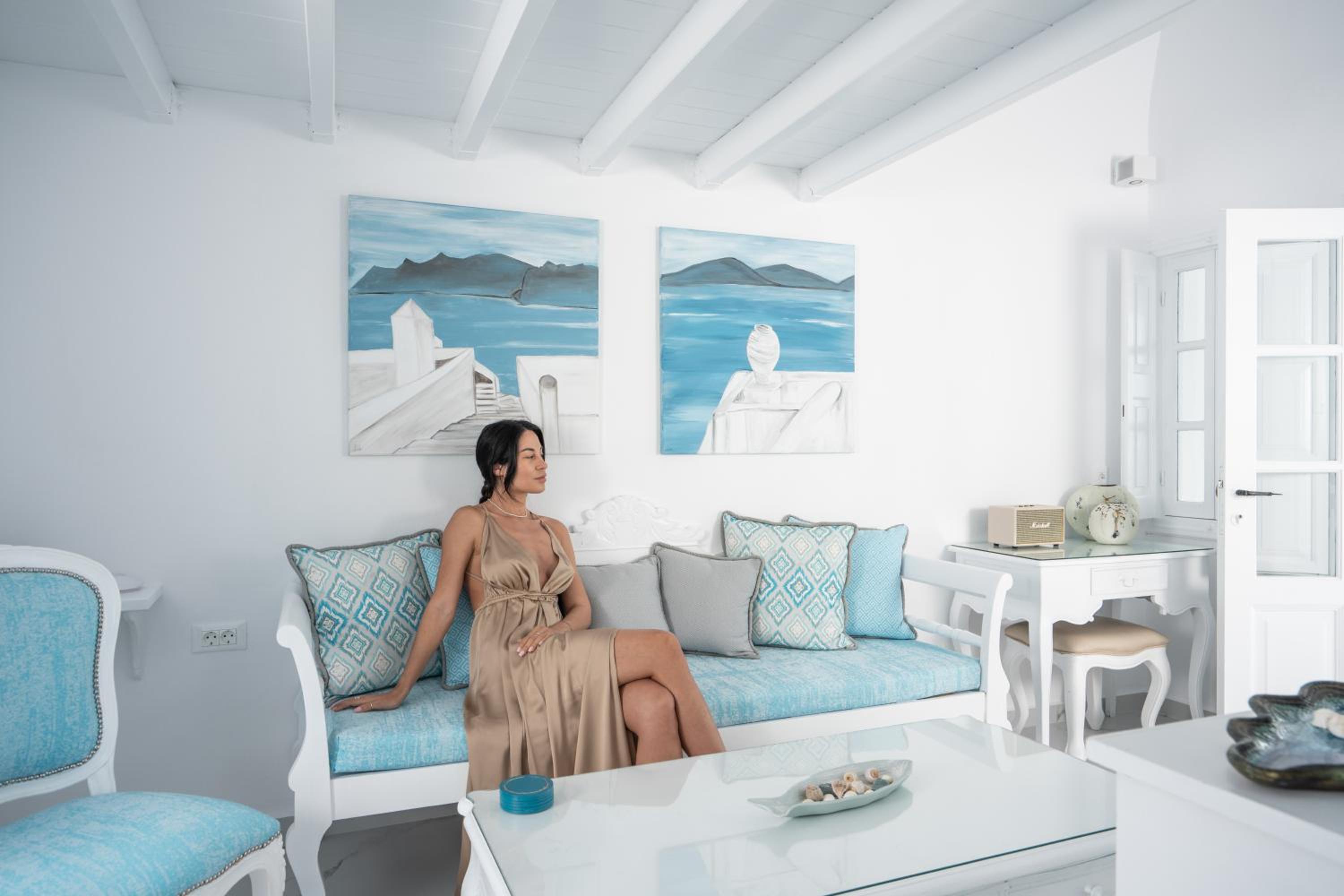 Oia Sunset Villas