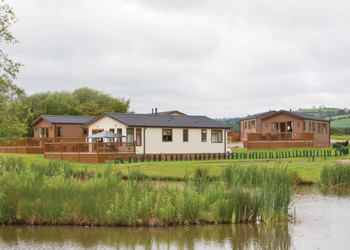 Wigmore Lakes Lodges
