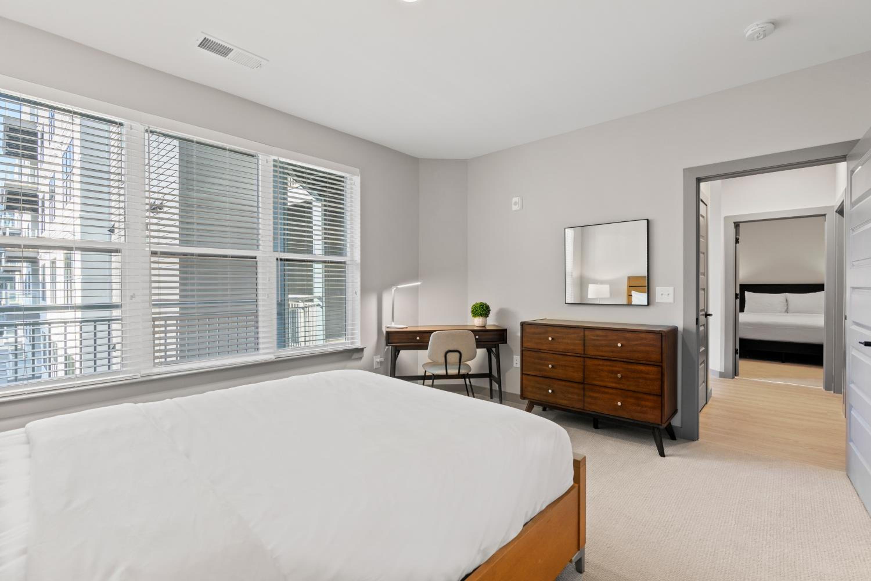 Columbia Vacations - WhyHotel by Placemakr, Columbia - Property Image 53