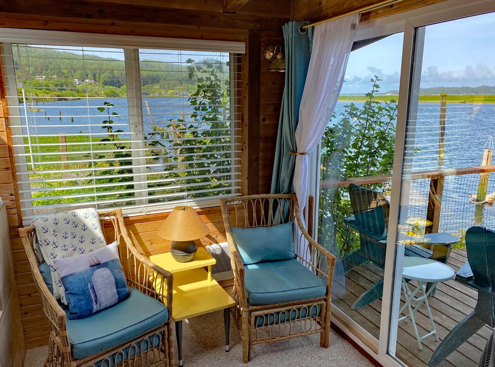 Wheeler on the Bay Lodge and Marina