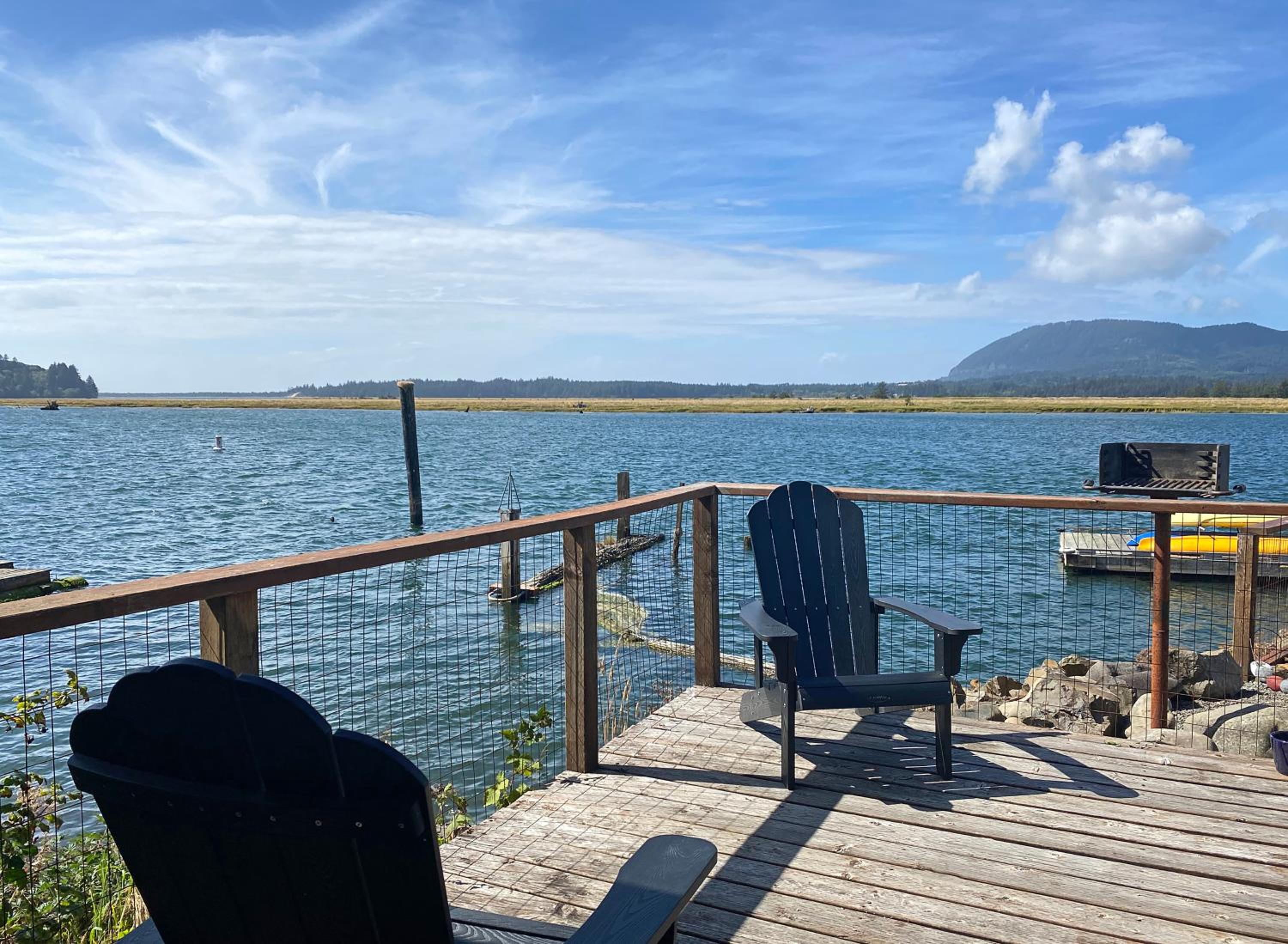 Wheeler on the Bay Lodge and Marina