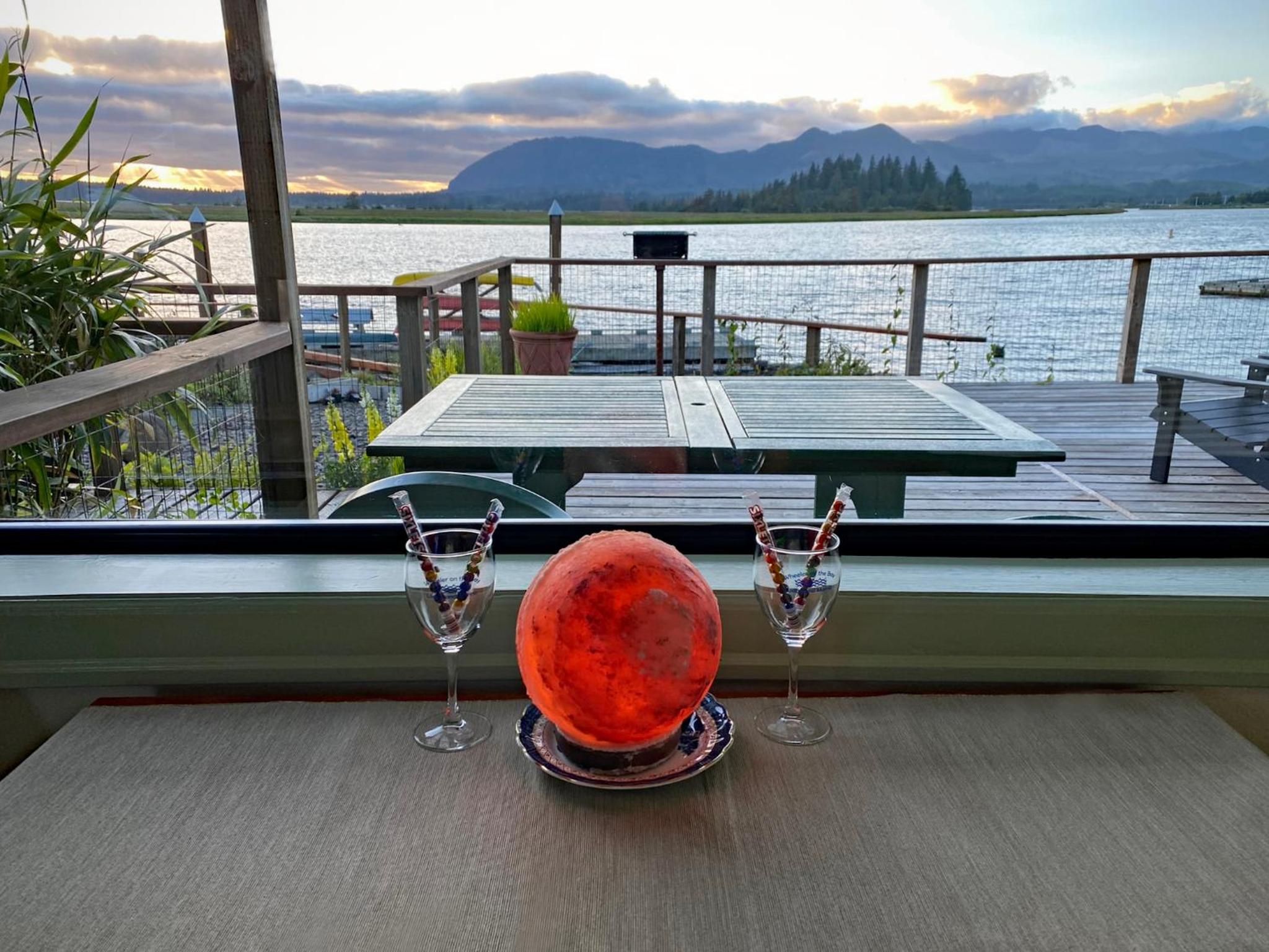 Wheeler on the Bay Lodge and Marina