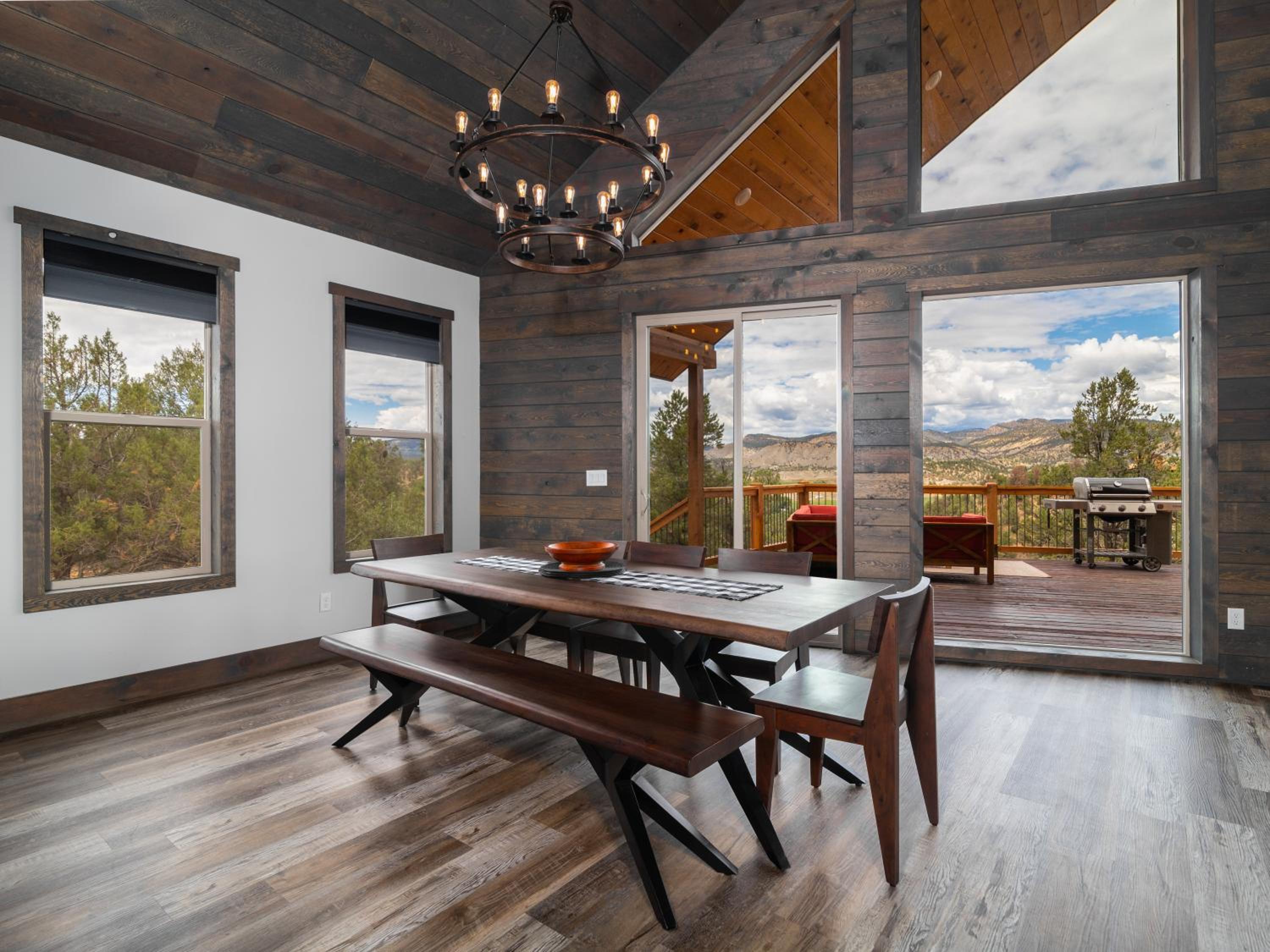 Cliff's Edge. New Build, Breathtaking Views, Luxury Stay Near Zion view 4