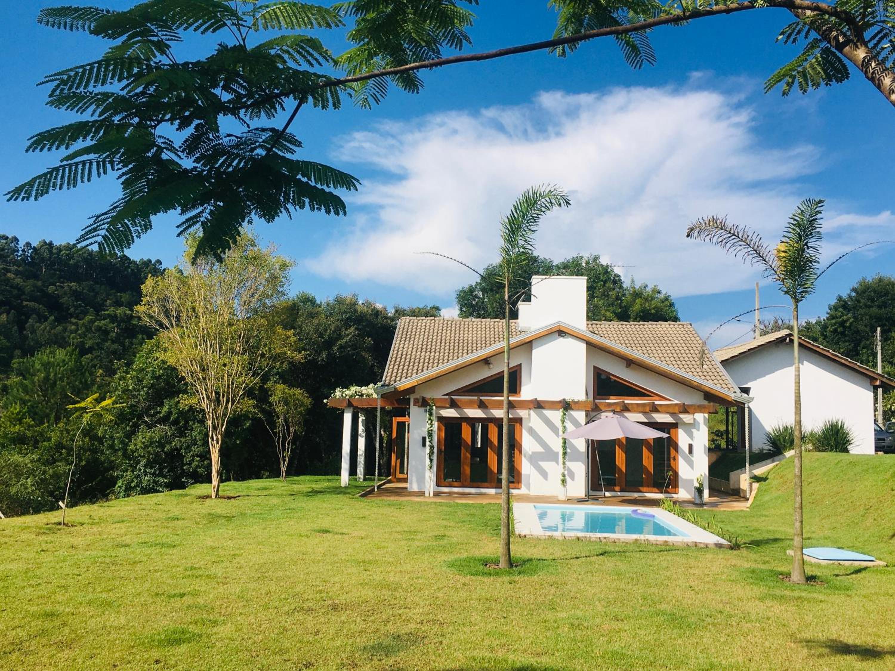 Casa de campo com piscina