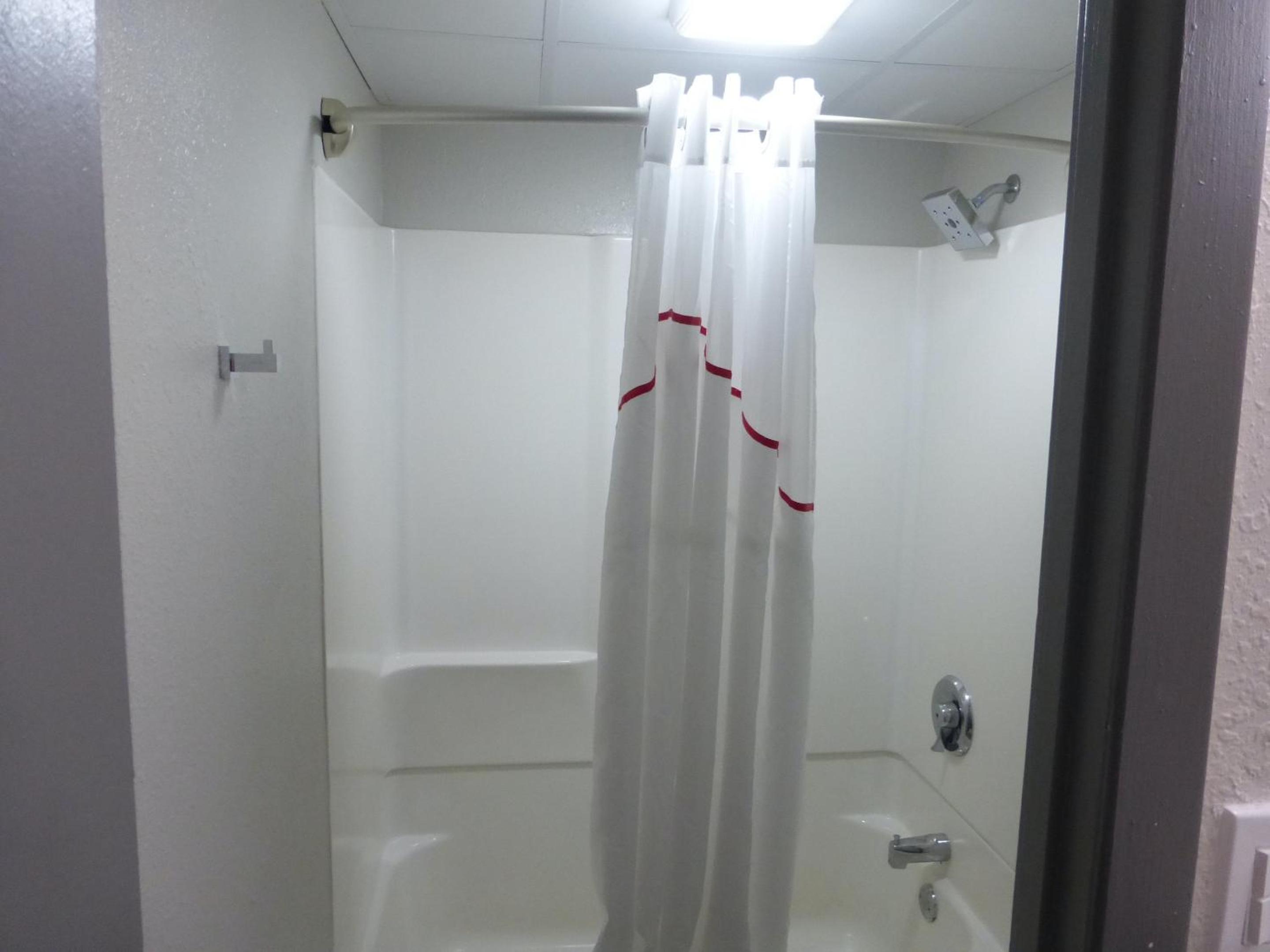 Red Roof Inn Bourbonnais - Property Image 6