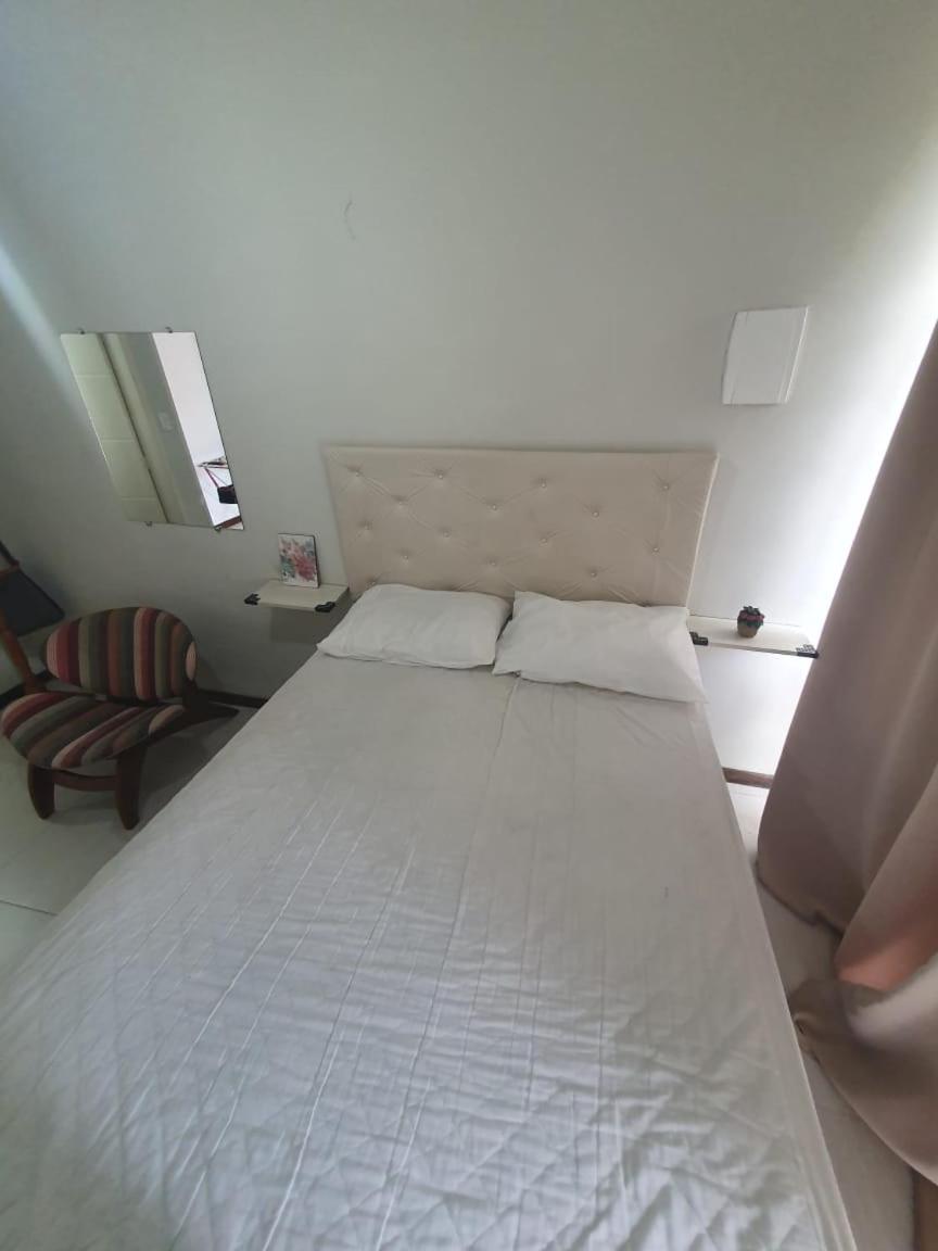Apartamento com suite em Garatucaia.