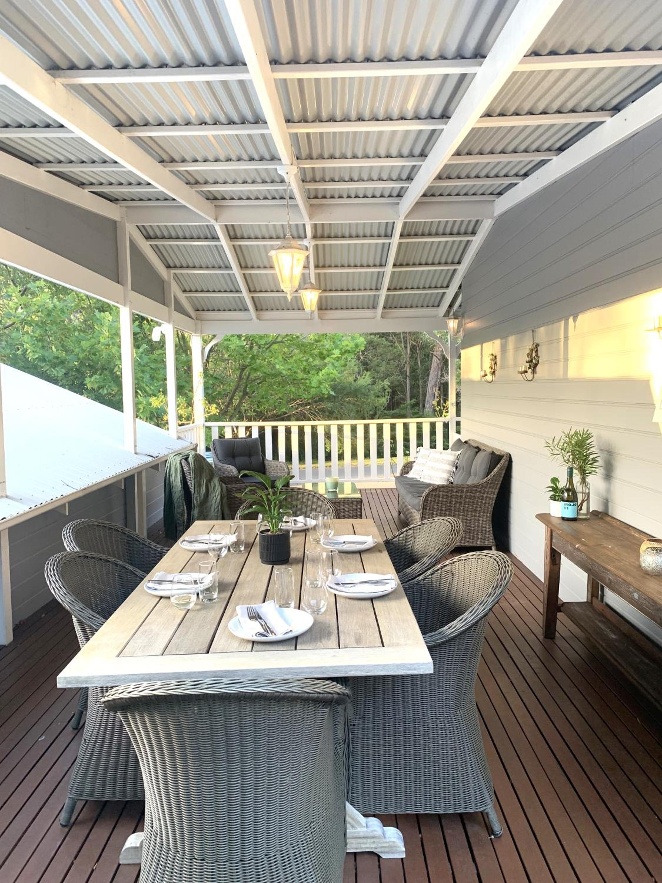Hamptons charm at Nantucket in Mollymook