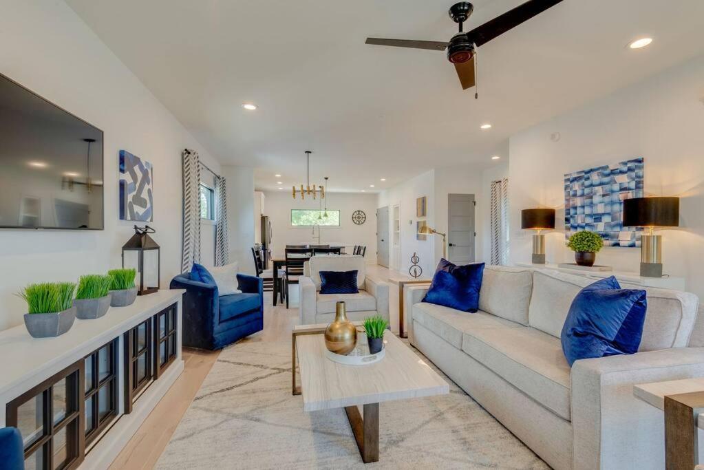 Luxury Downtown Nash/Roofdeck/11 Beds view 3