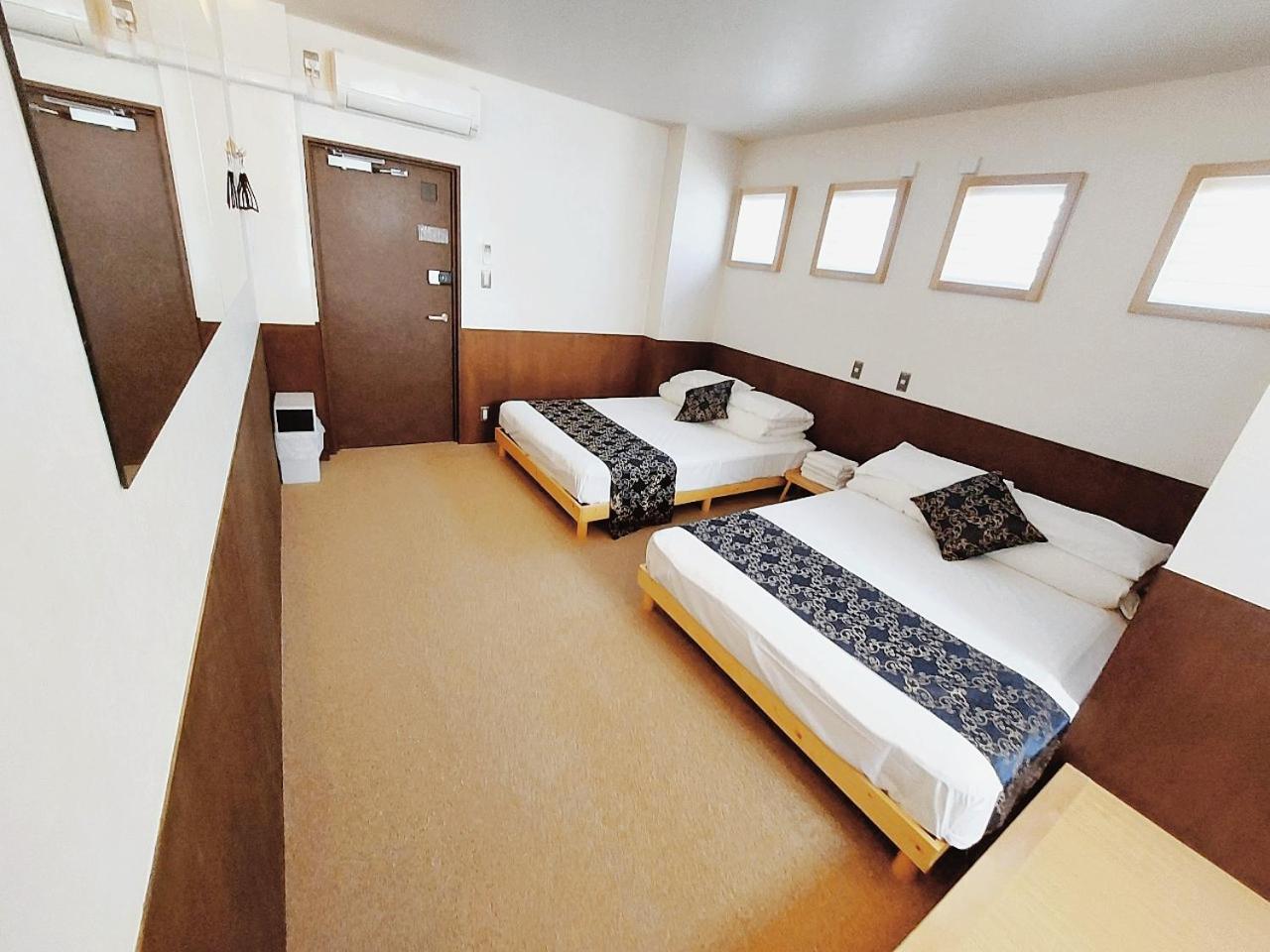 Poly Hostel 2 Namba