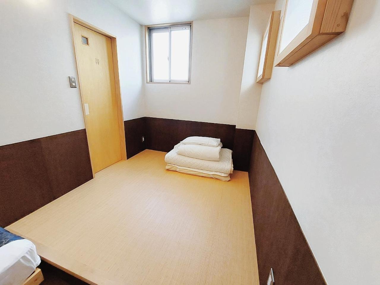 Poly Hostel 2 Namba