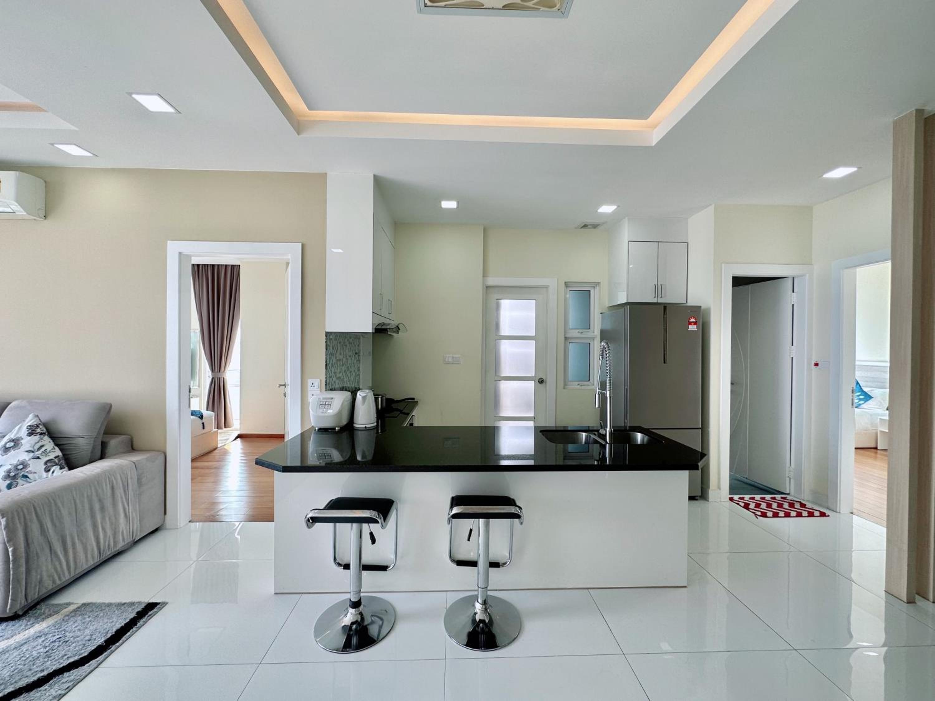 Infinity 28 Hotel and Residence