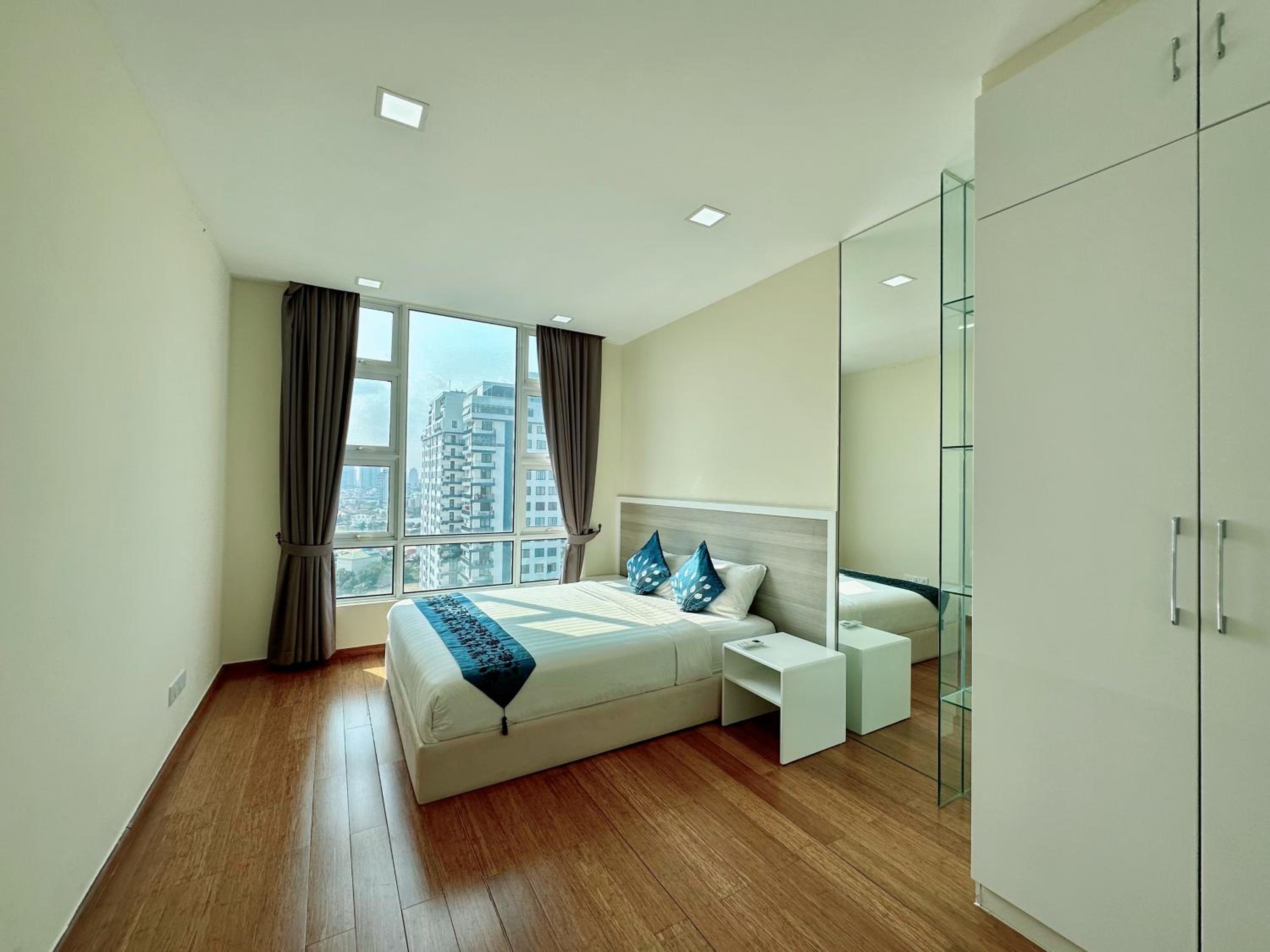 Infinity 28 Hotel and Residence