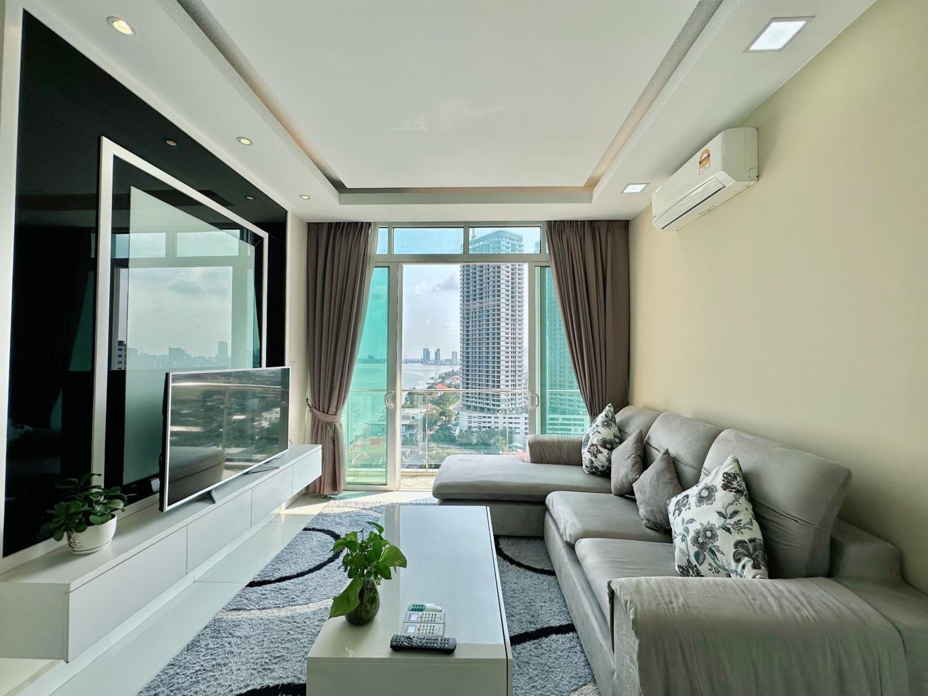Infinity 28 Hotel and Residence